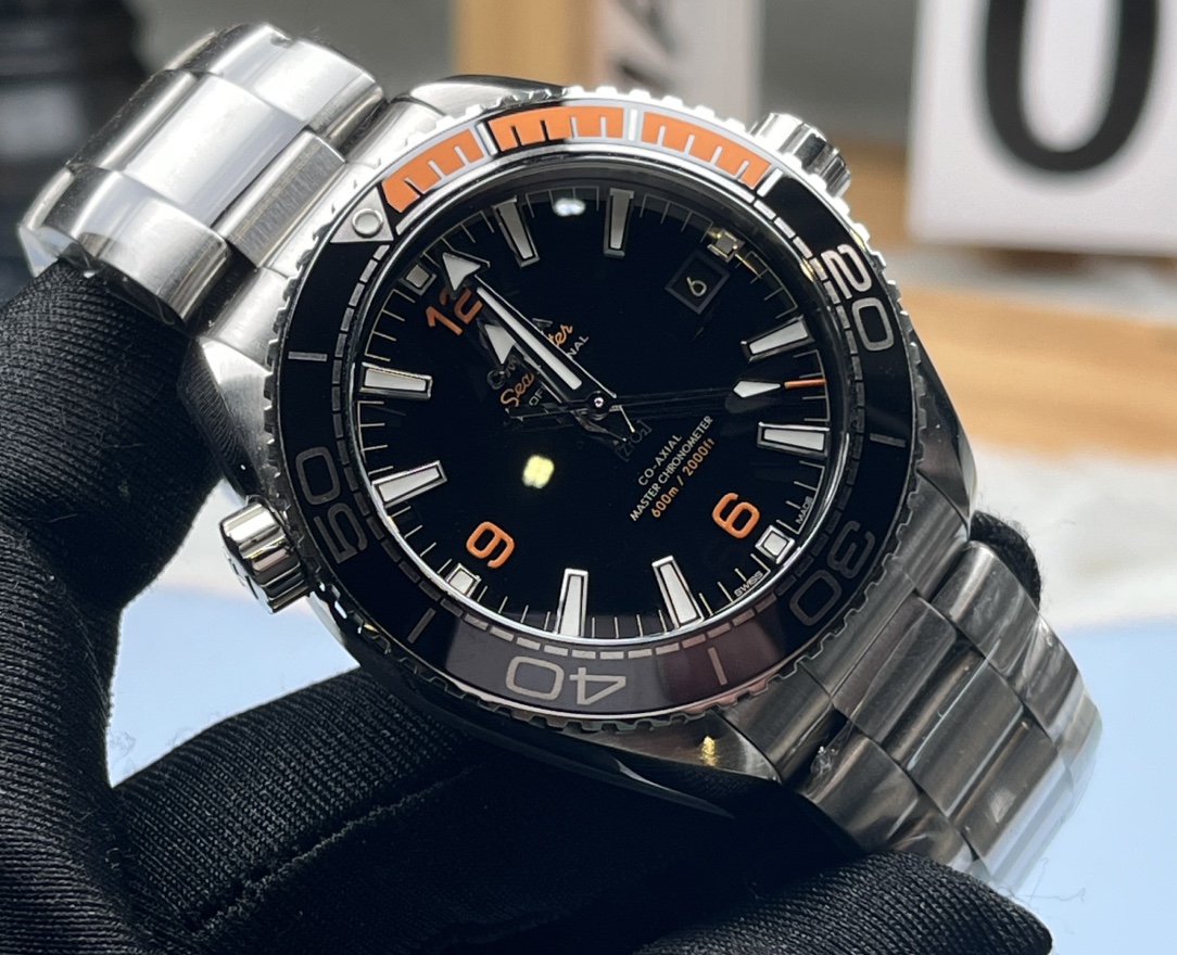 Omega 215.30.44.21.01.002