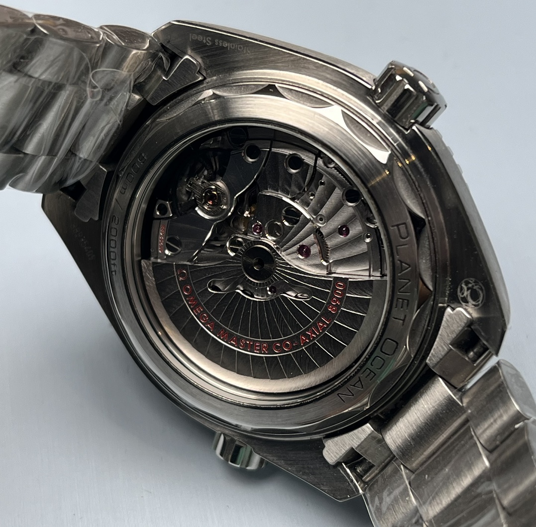 Omega 215.30.44.21.01.002 detail 7