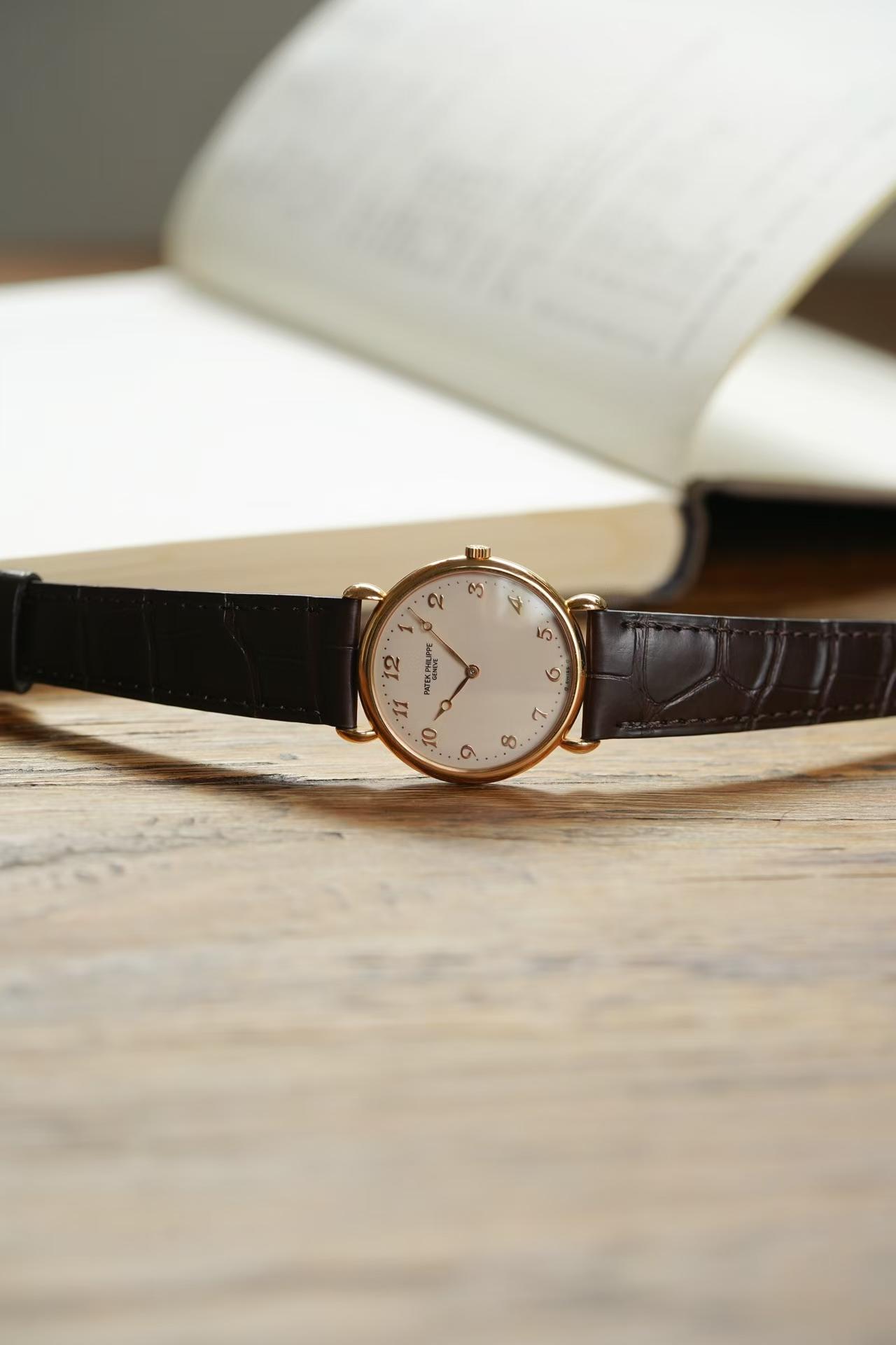 Patek Philippe 3820 detail 1