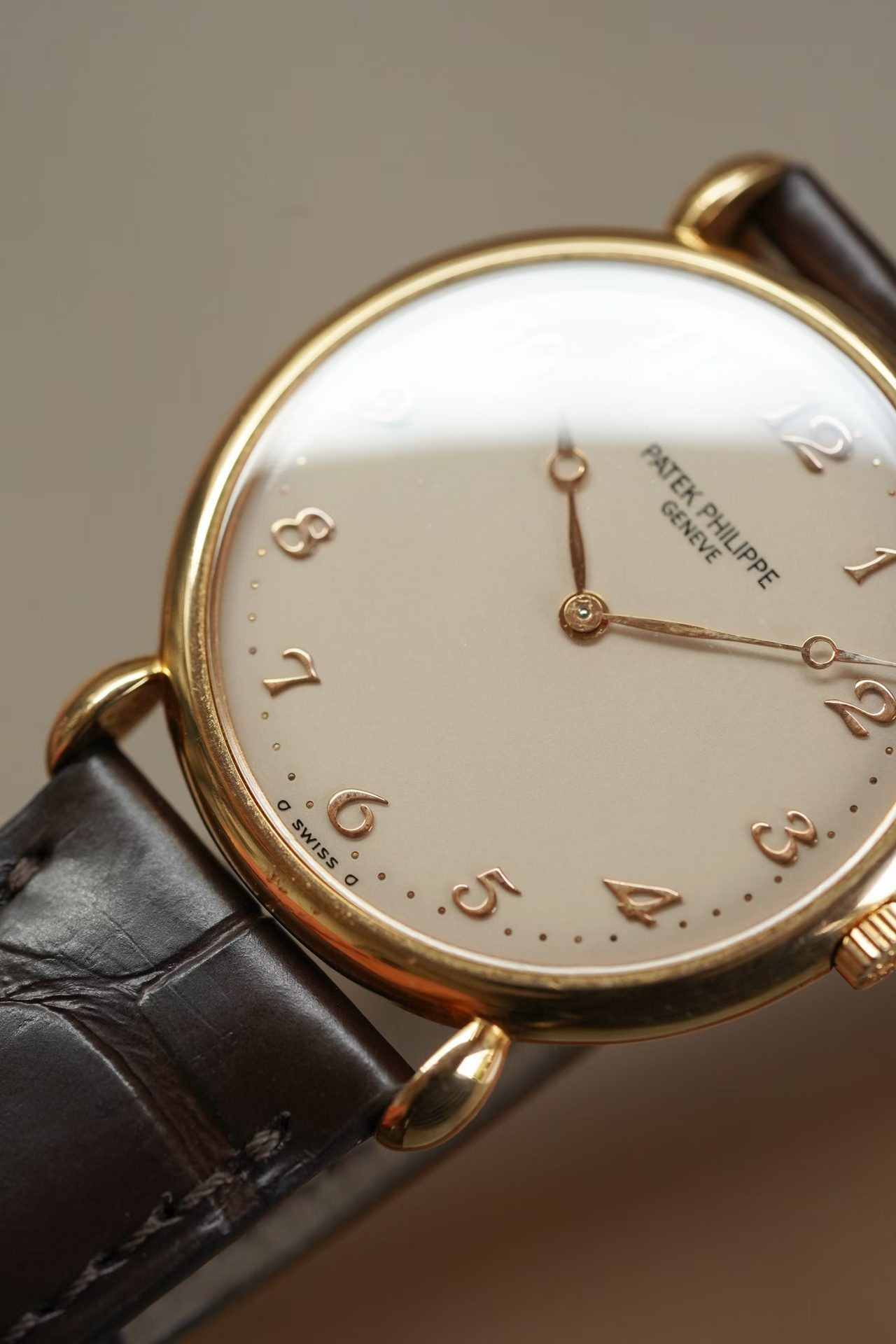 Patek Philippe 3820 detail 2