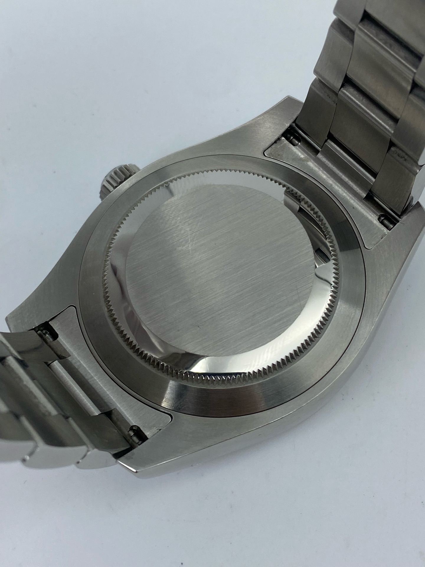 Rolex m116900 detail 5