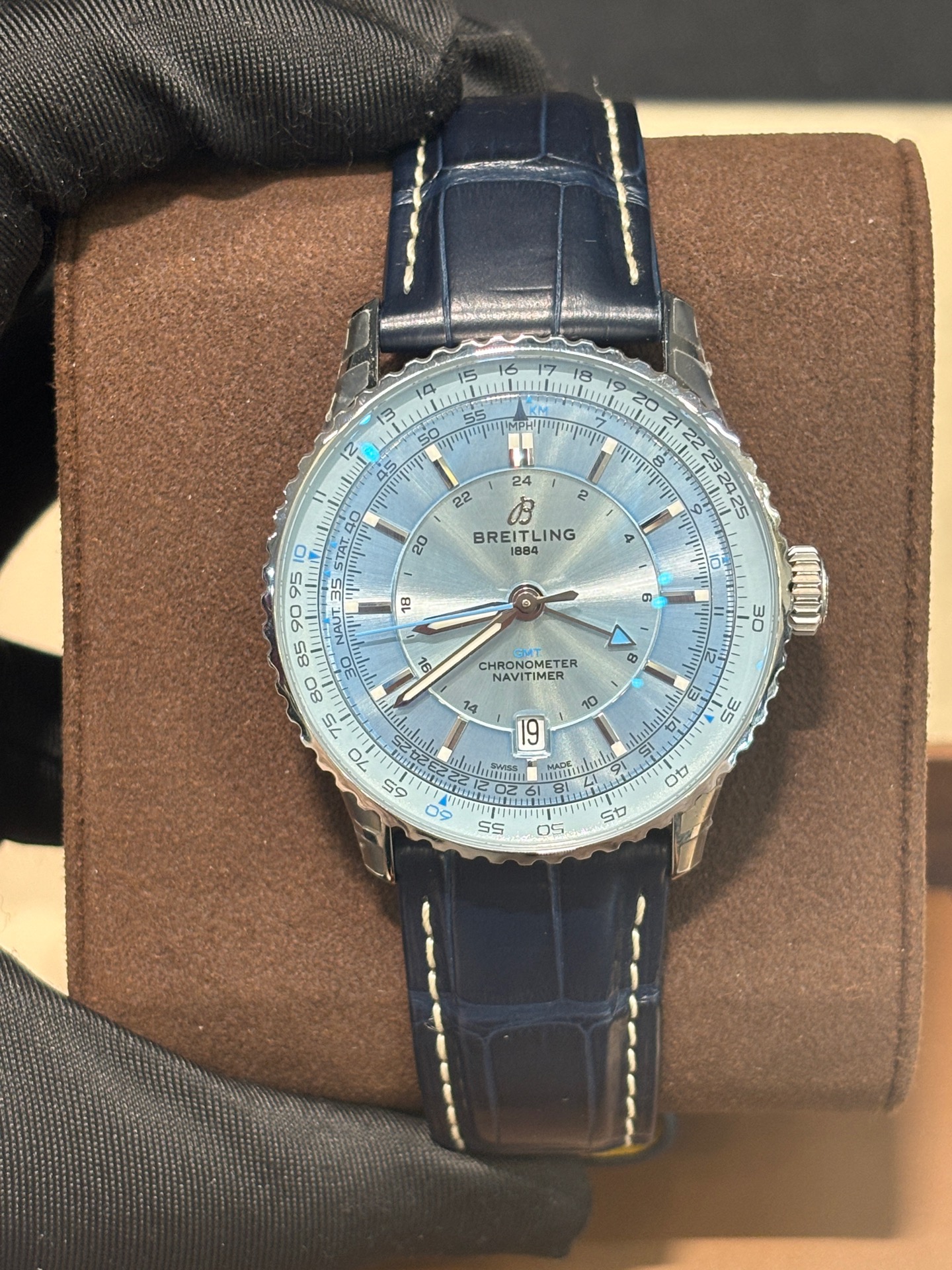 Breitling A32310171C1P1 detail 4