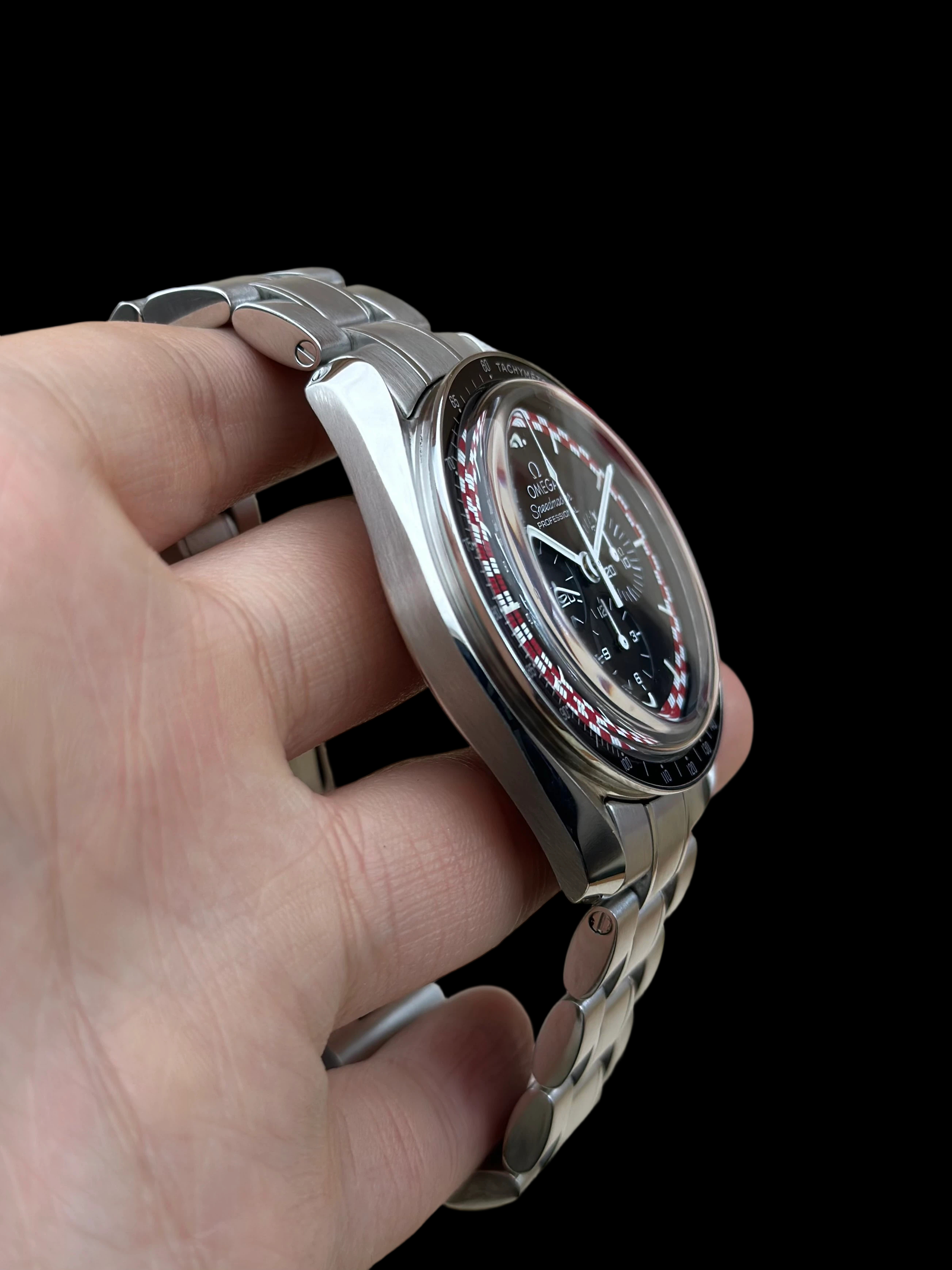 Omega 311.30.42.30.01.004 detail 1