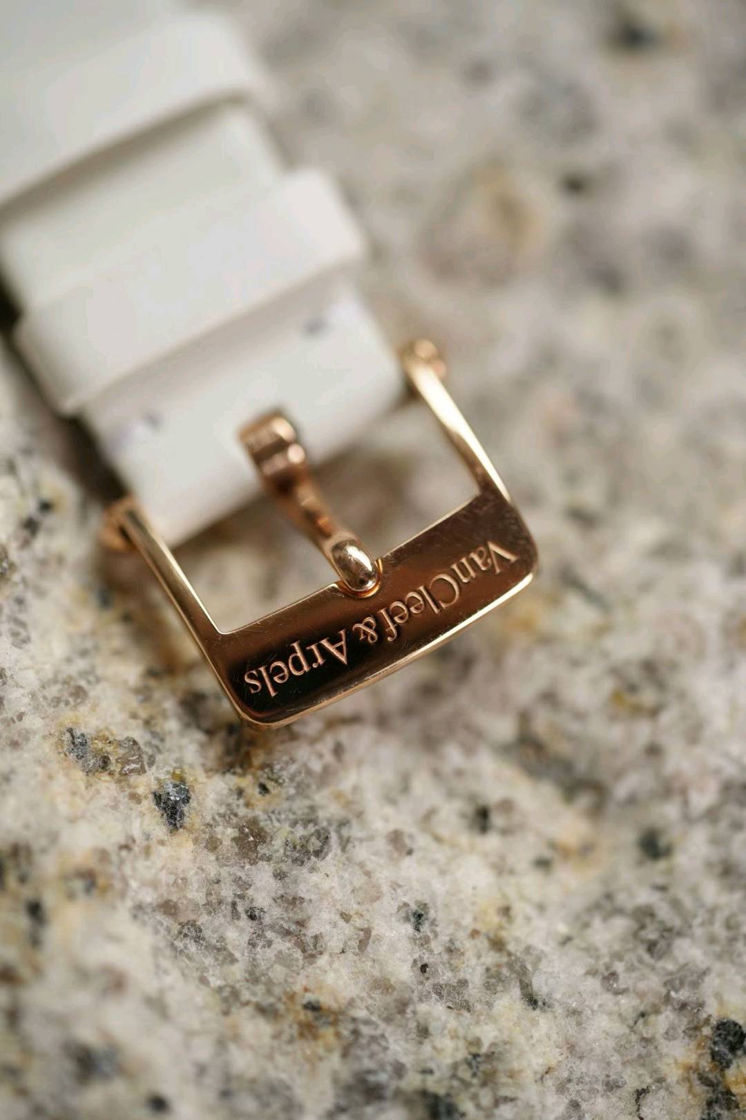 Van Cleef & Arpels VCARM95000 detail 7