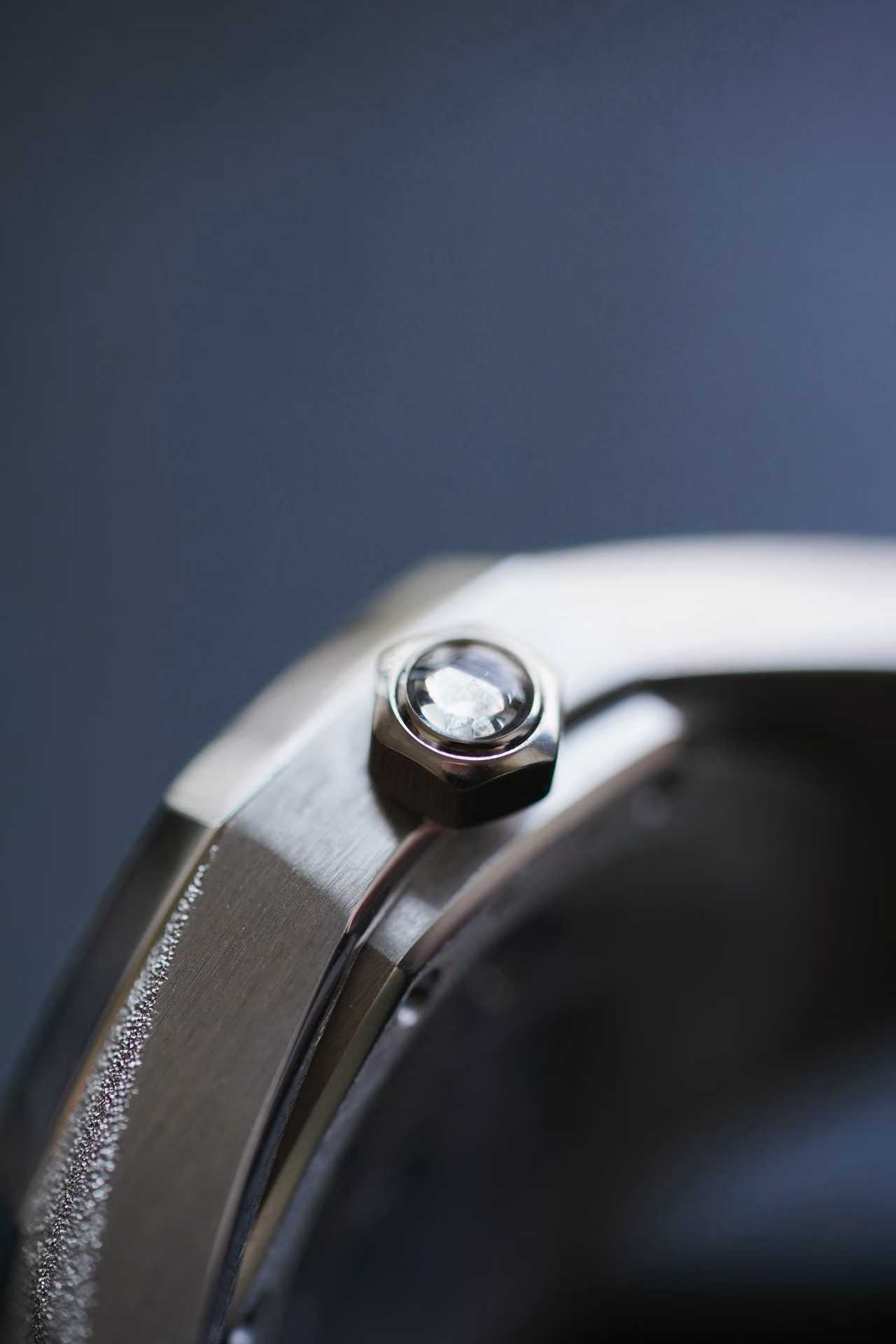 Audemars Piguet 26630BC detail 2
