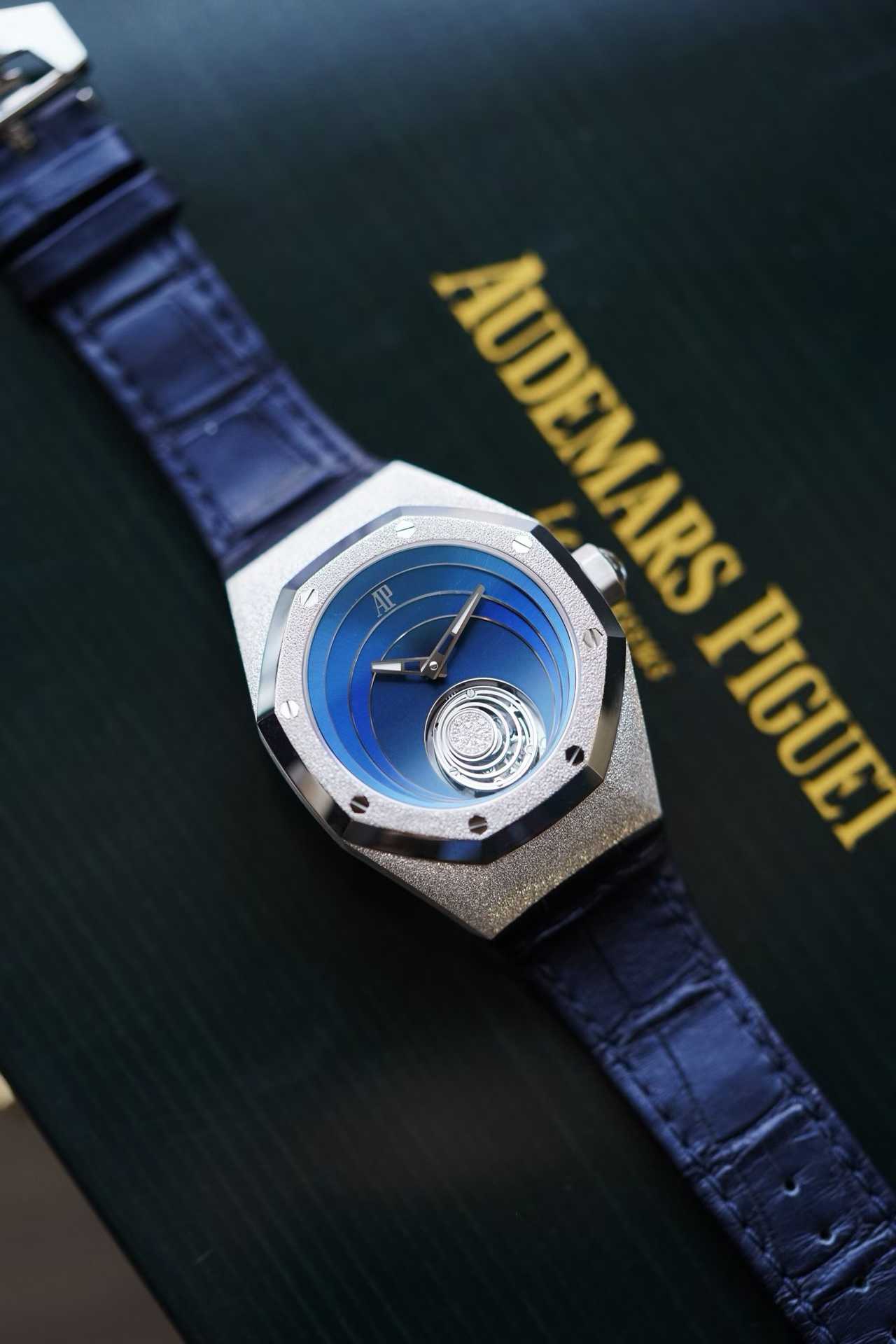 Audemars Piguet 26630BC detail 5
