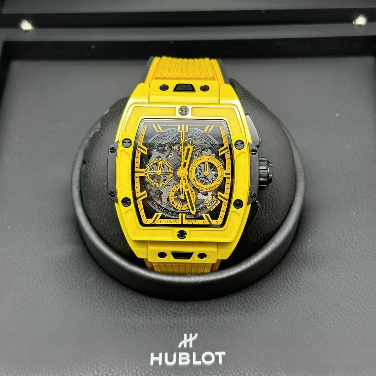 Hublot 642.CY.011Y.RX