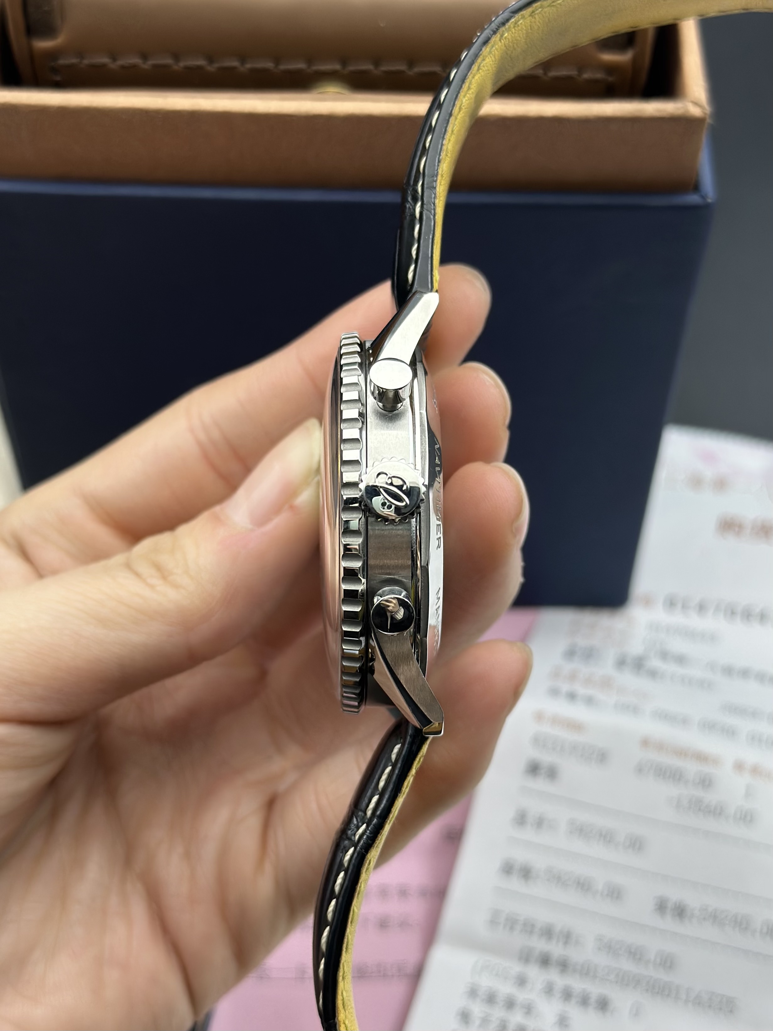 Breitling AB0137211B1P1 detail 2