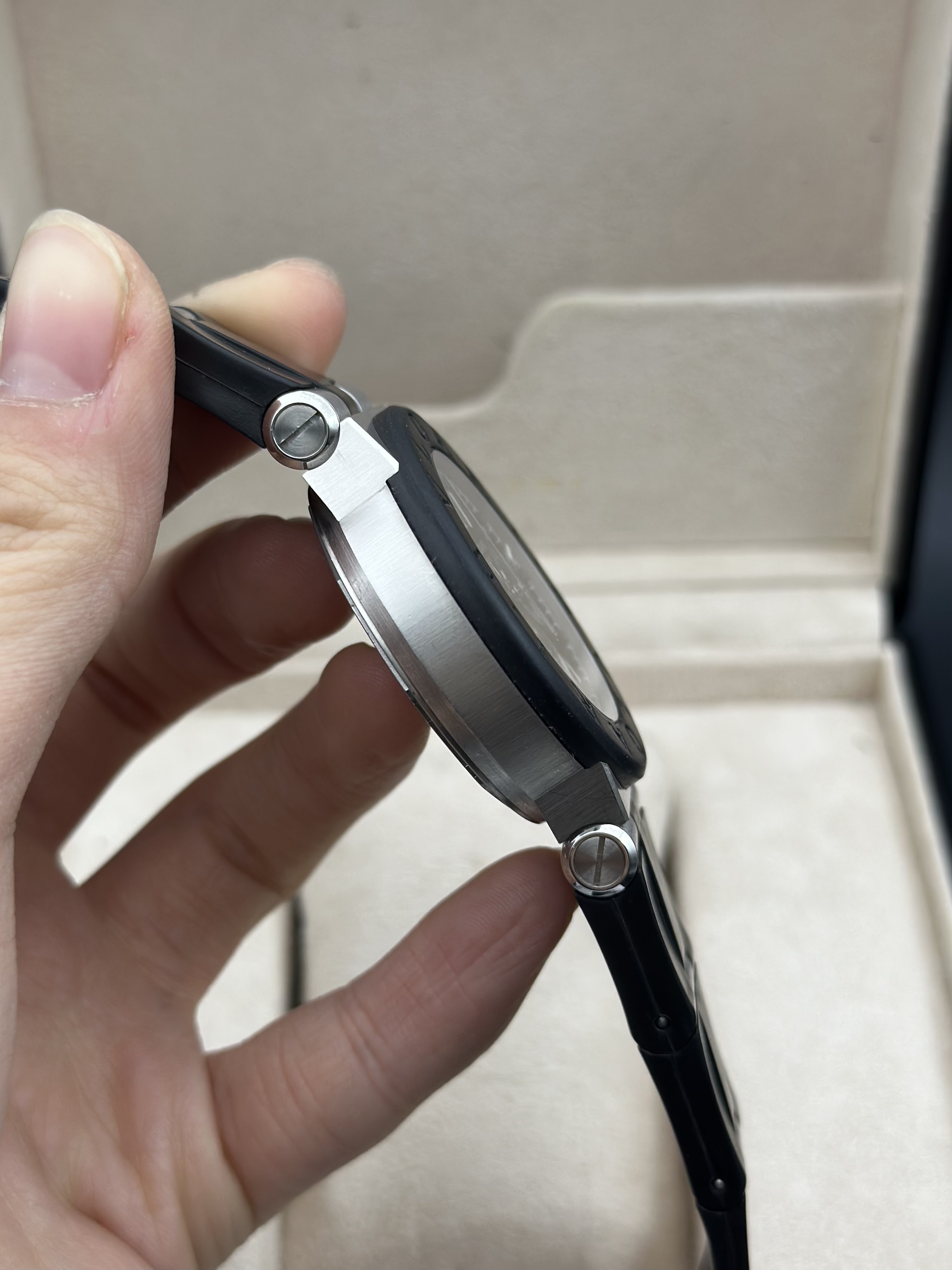 Bulgari DG42BSVDCH detail 2