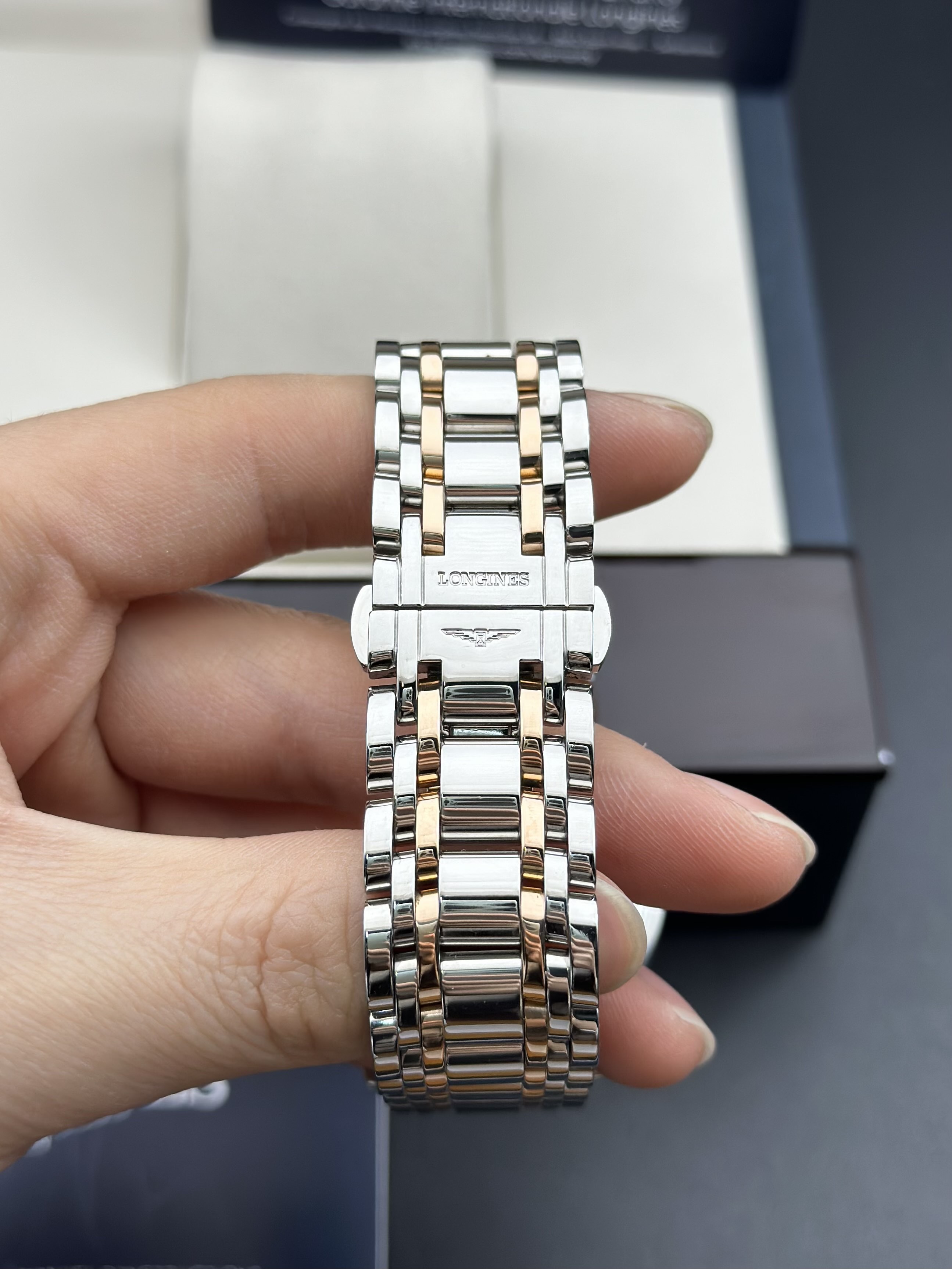 Longines L2.763.5.52.7 detail 3