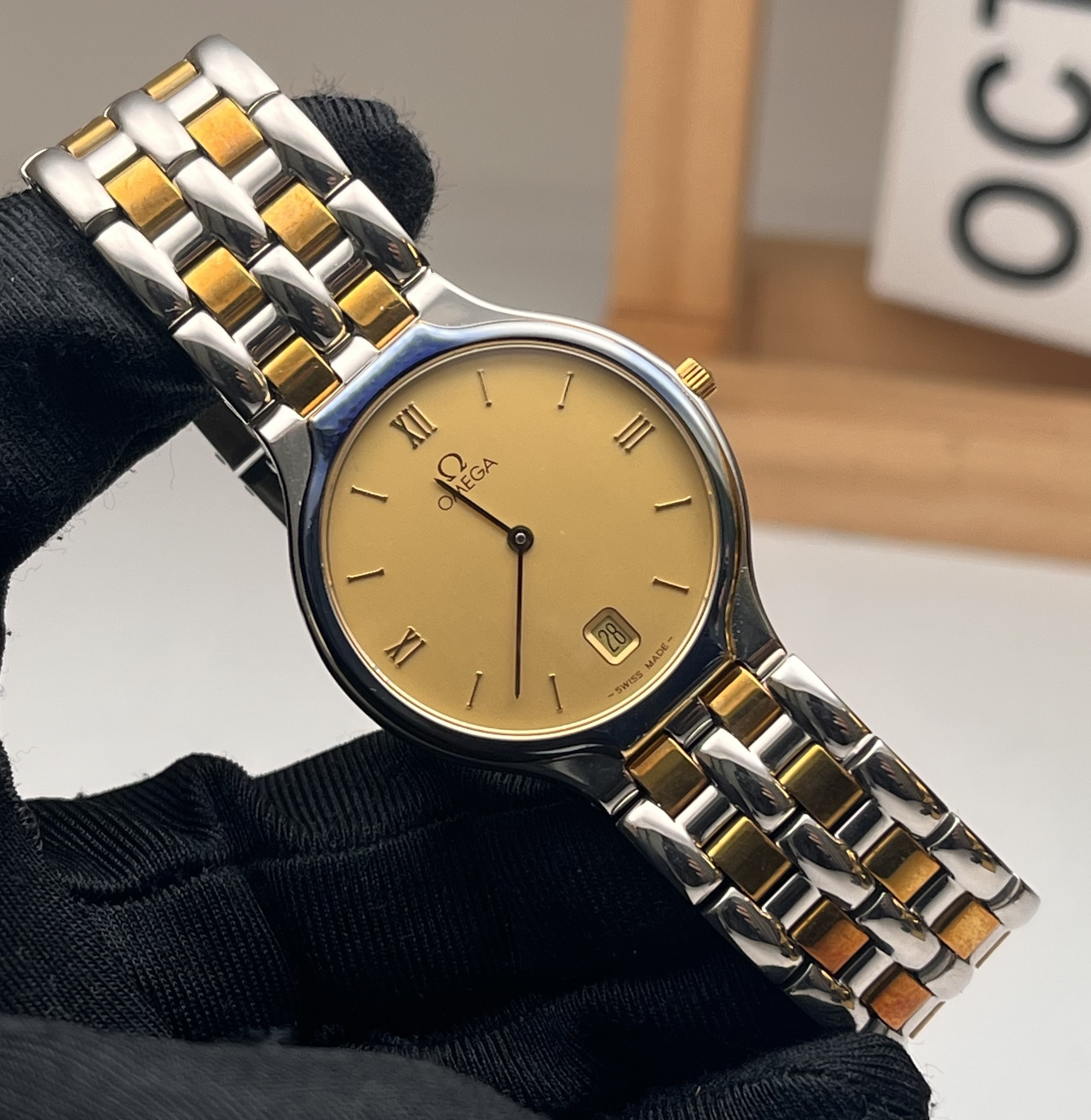 Omega 42301300