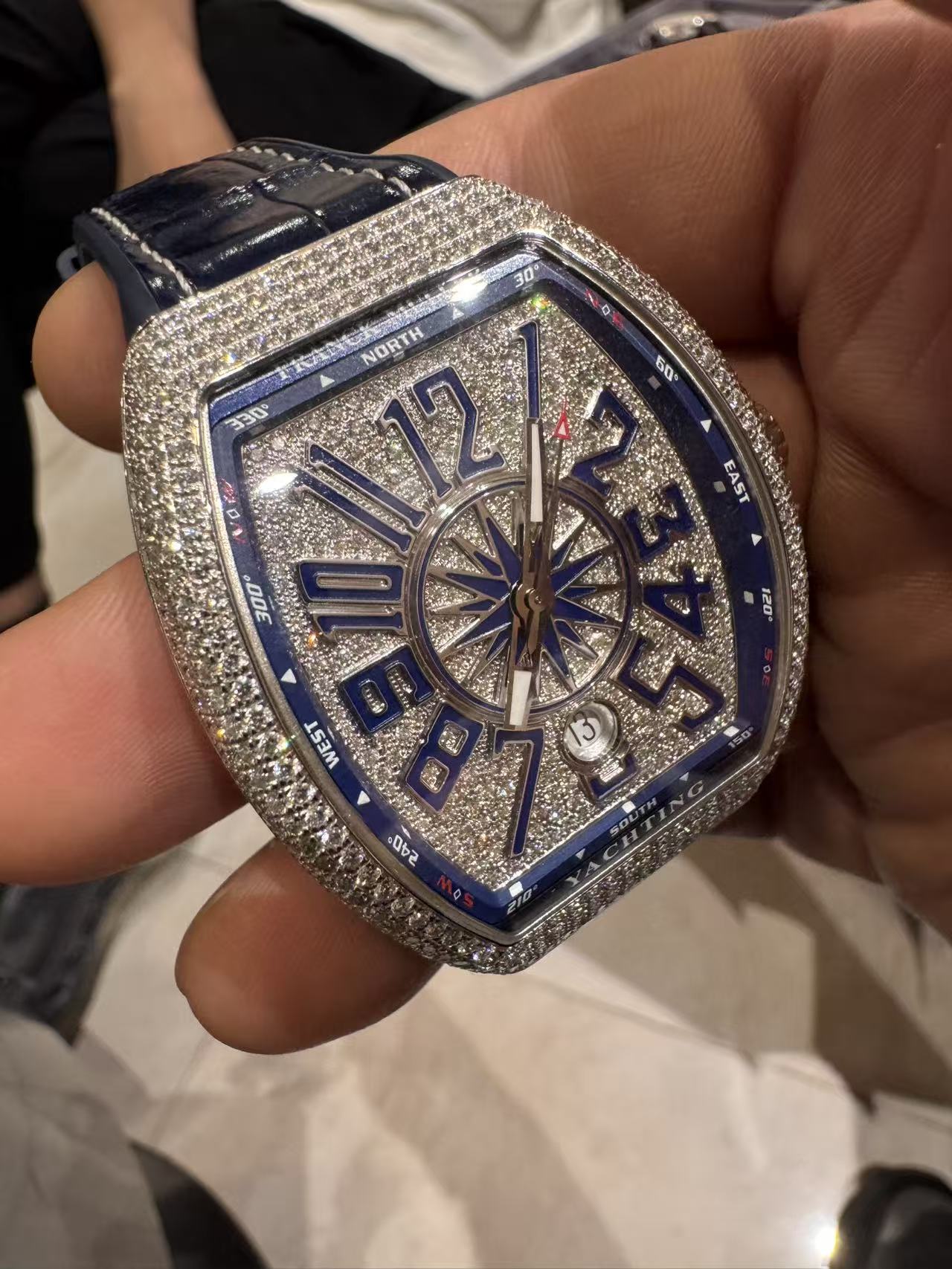 Franck Muller V 41 SC DT YACHTING D CD AC BLAC detail 1