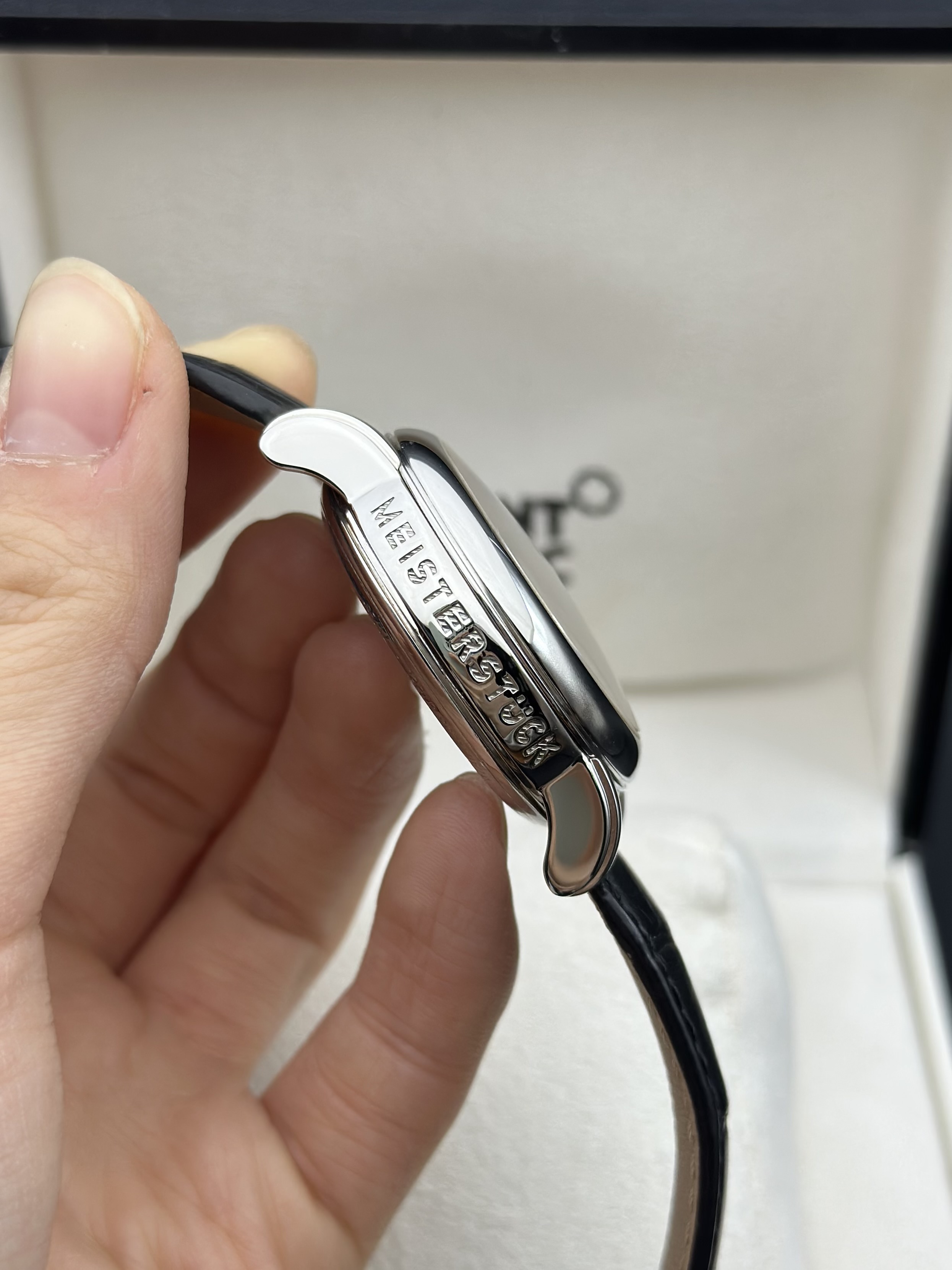 Montblanc 8562 detail 2
