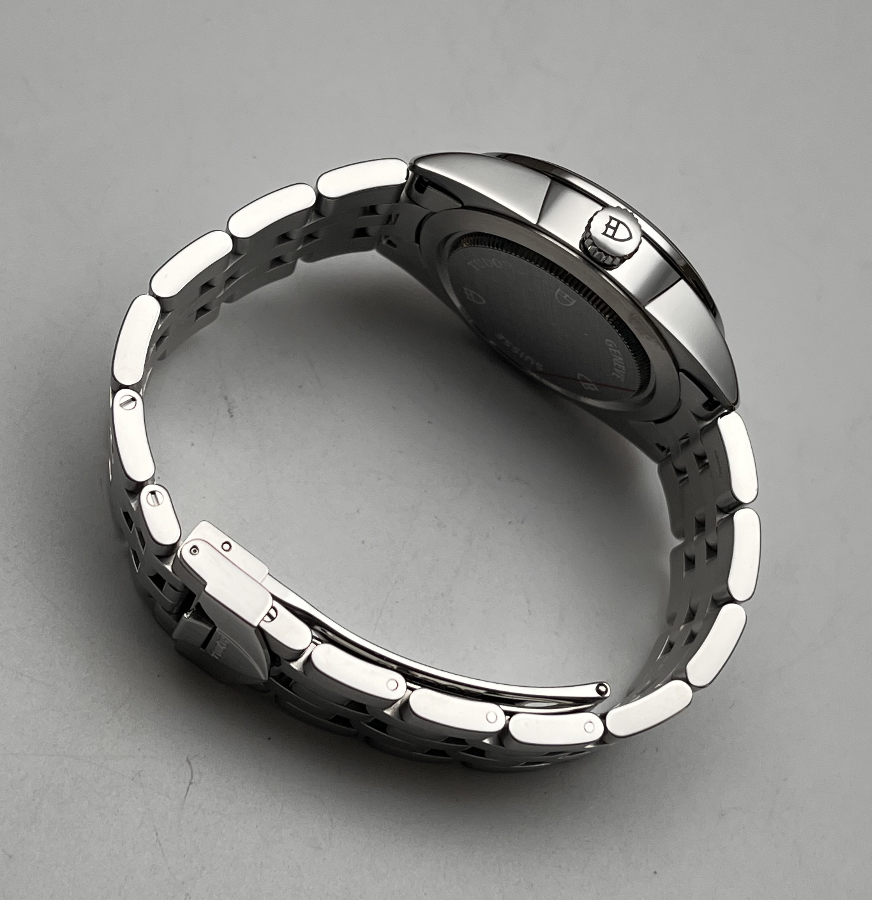 Tudor M55020-0003 detail 5