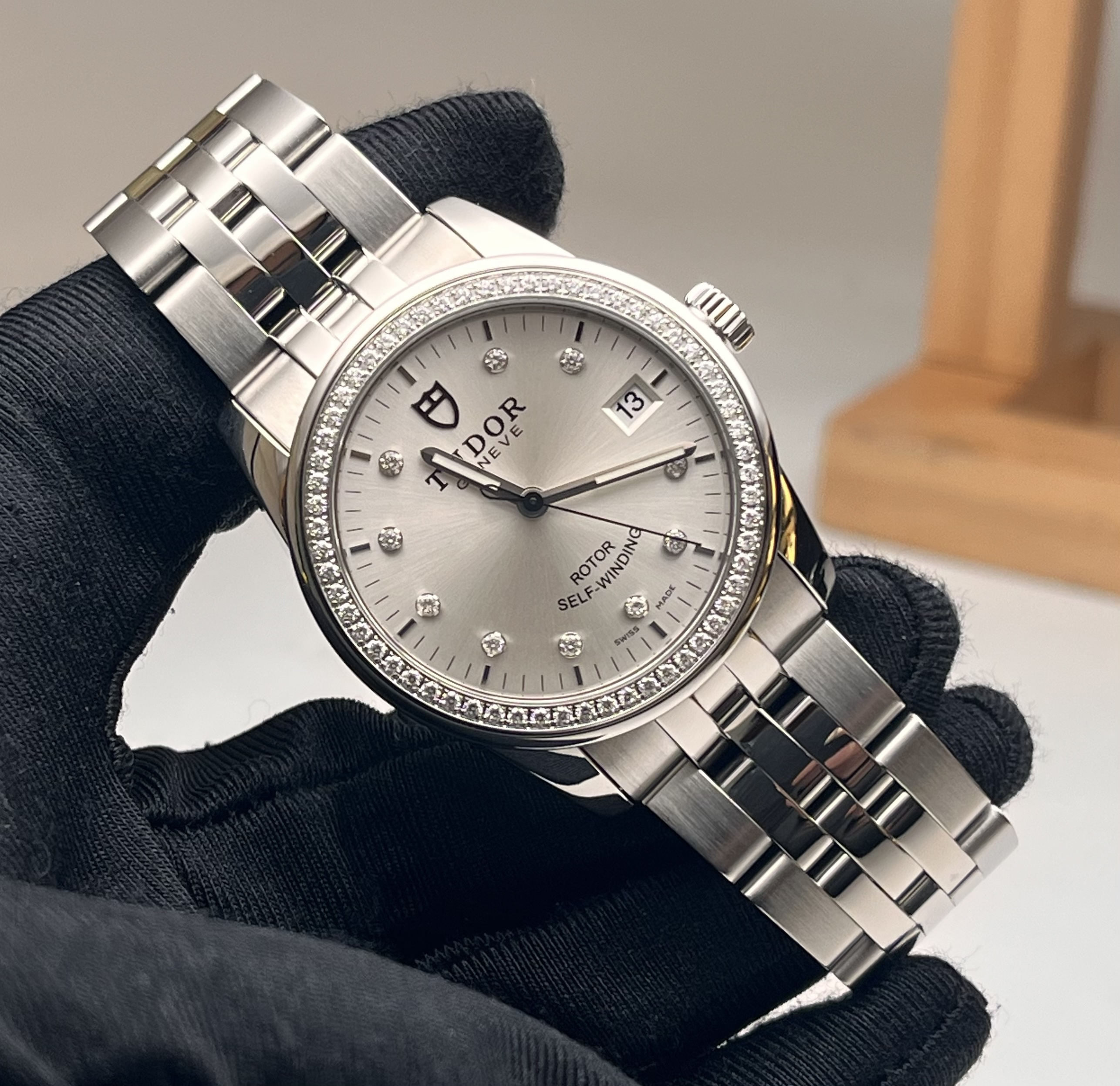 Tudor M55020-0003 detail 8