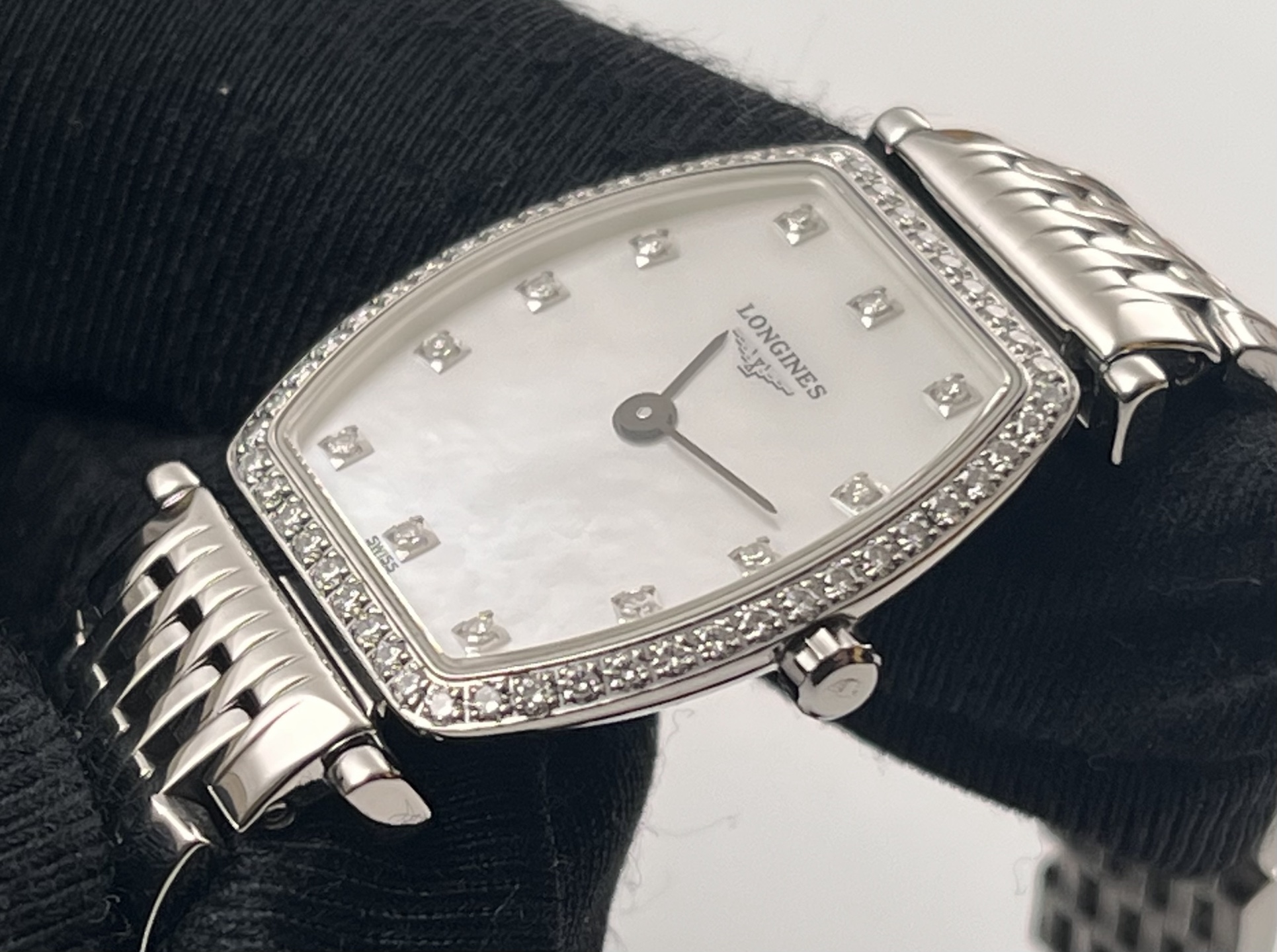 Longines L4.288.0.87.6 detail 3