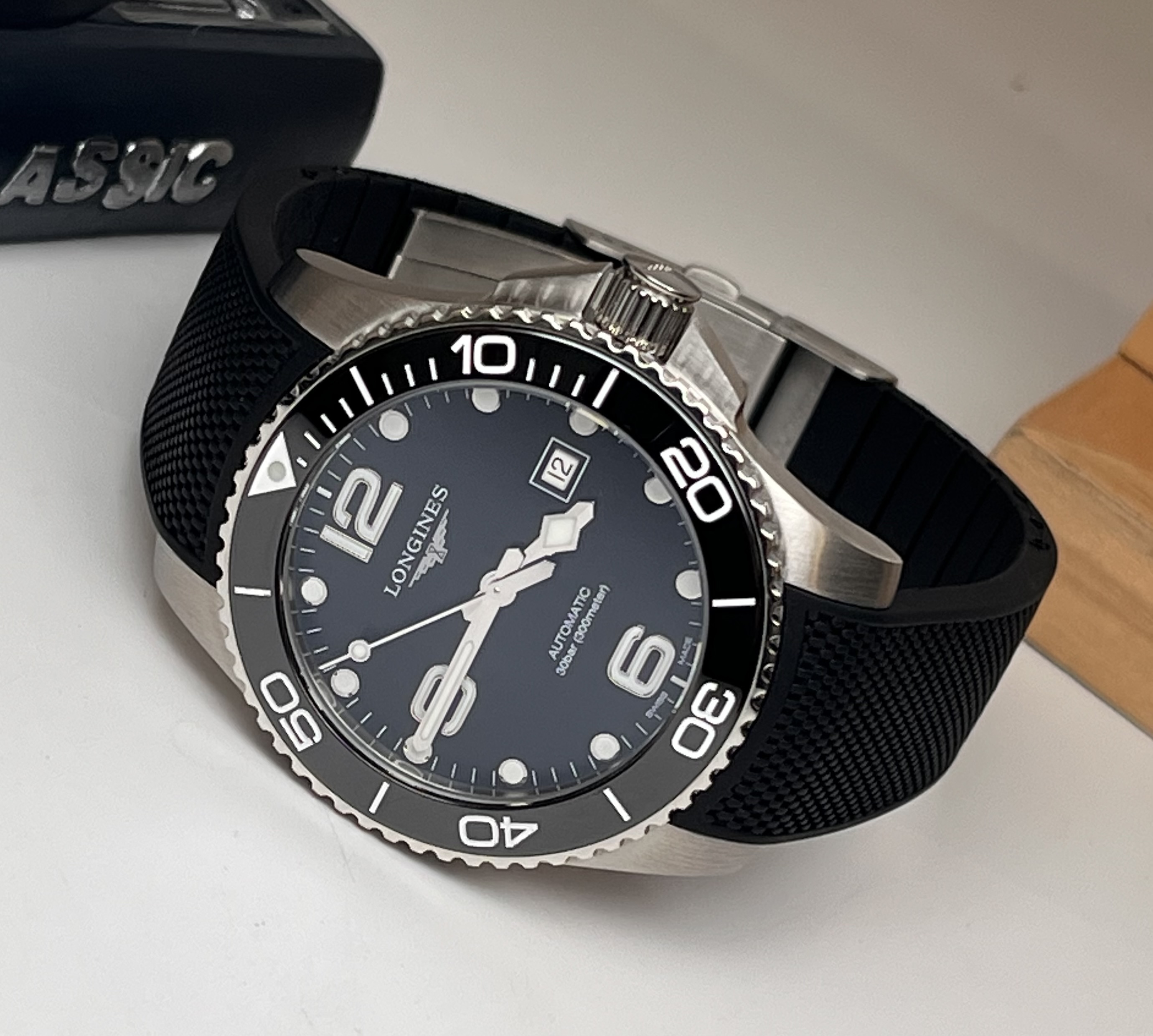 Longines L3.782.4.56.9 detail 4