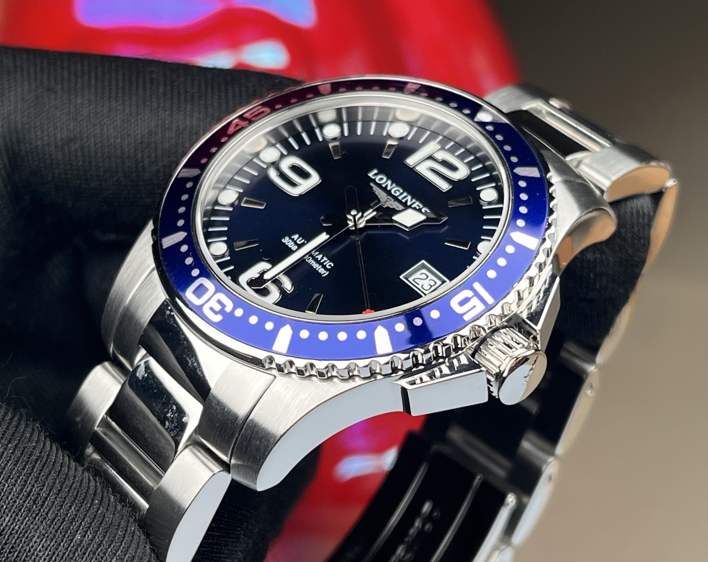 Longines L3.741.4.96.6 detail 1