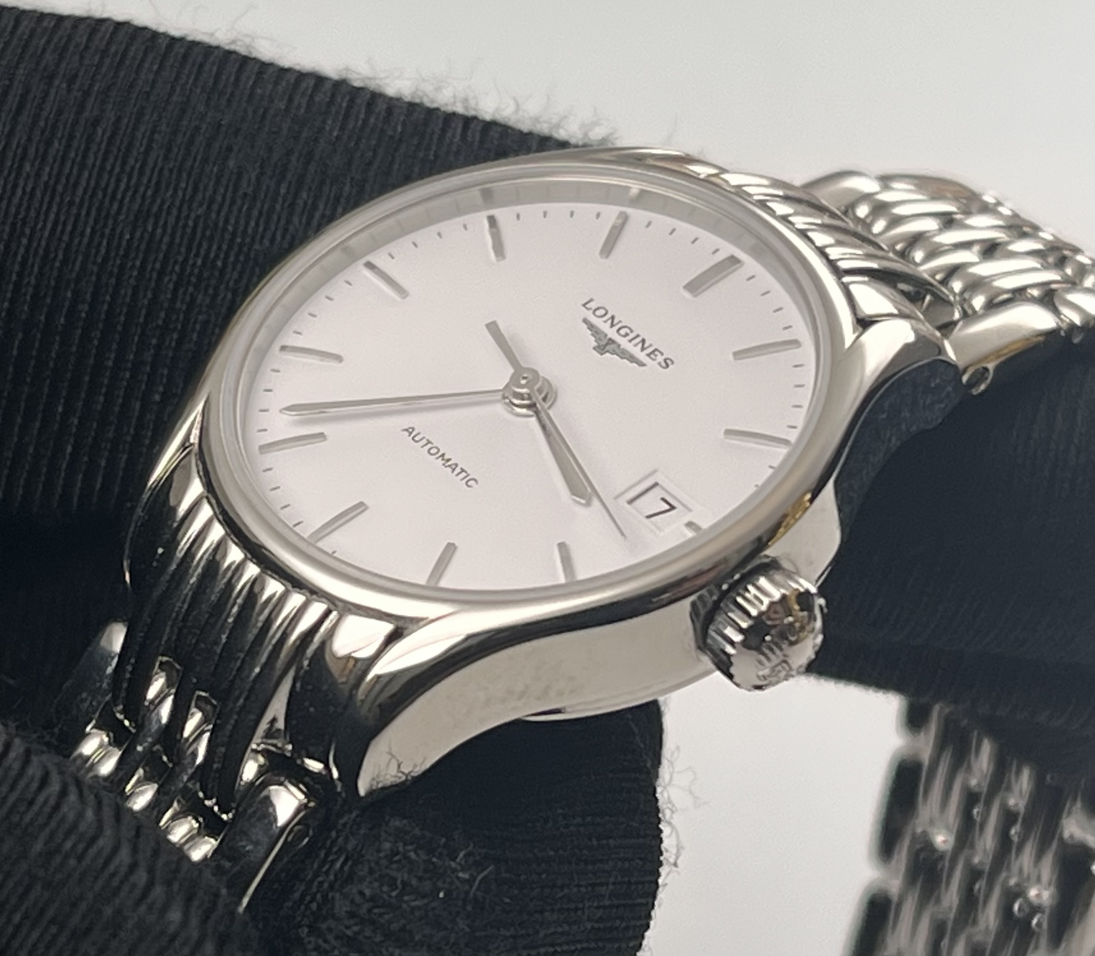 Longines L4.260.4.12.6 detail 3