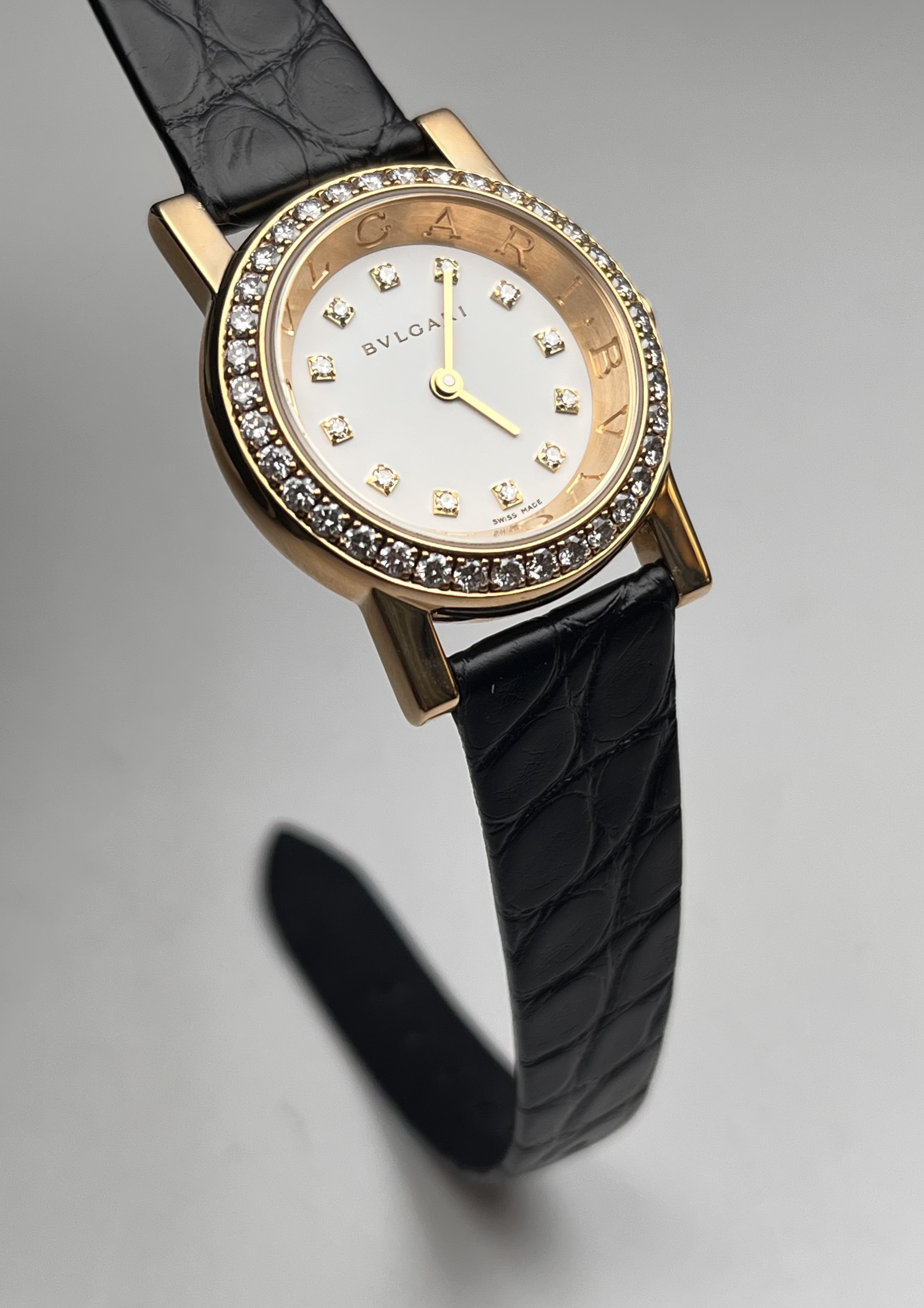 Bulgari AT26GL detail 1