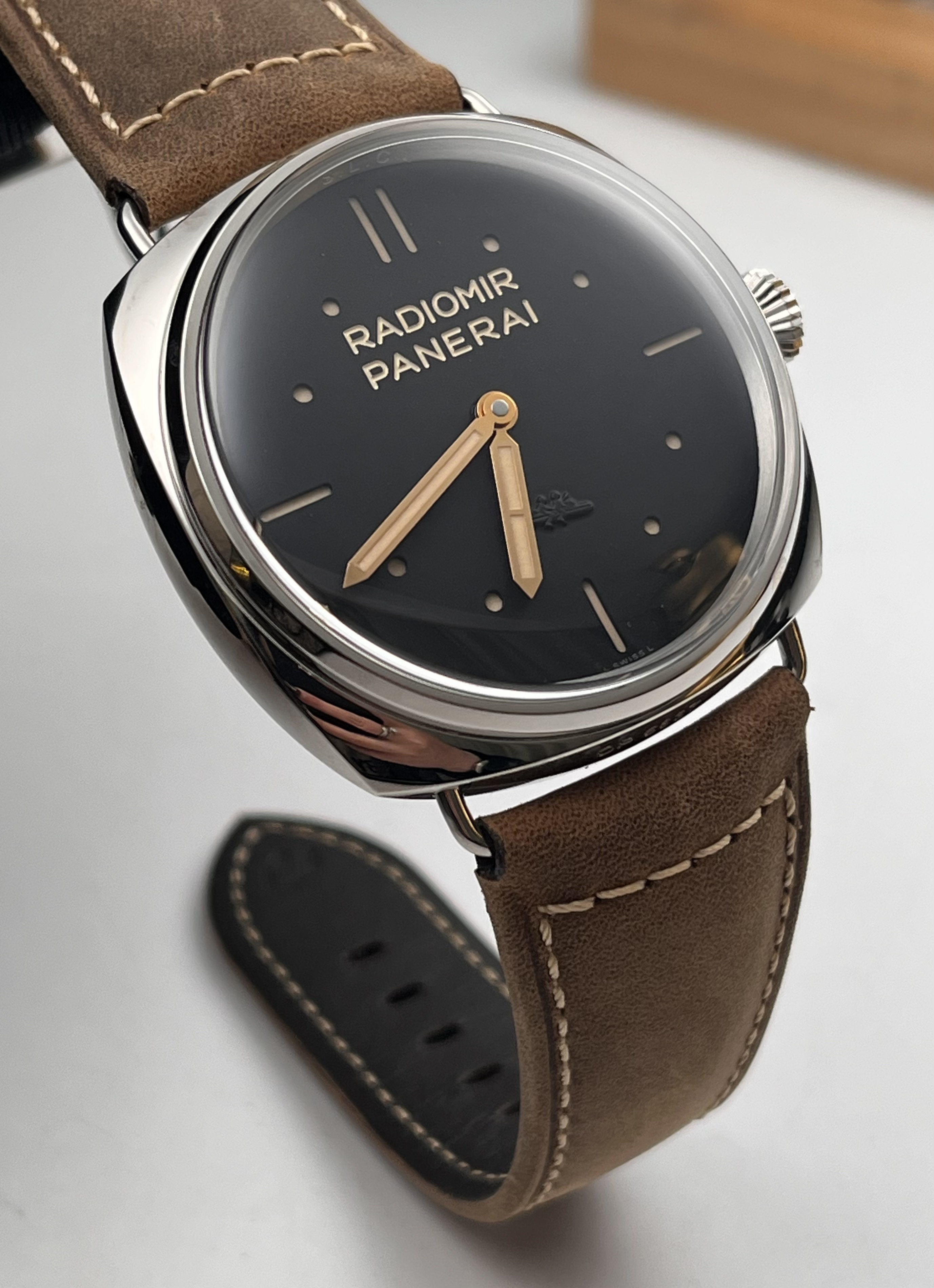 Panerai PAM00425 detail 2