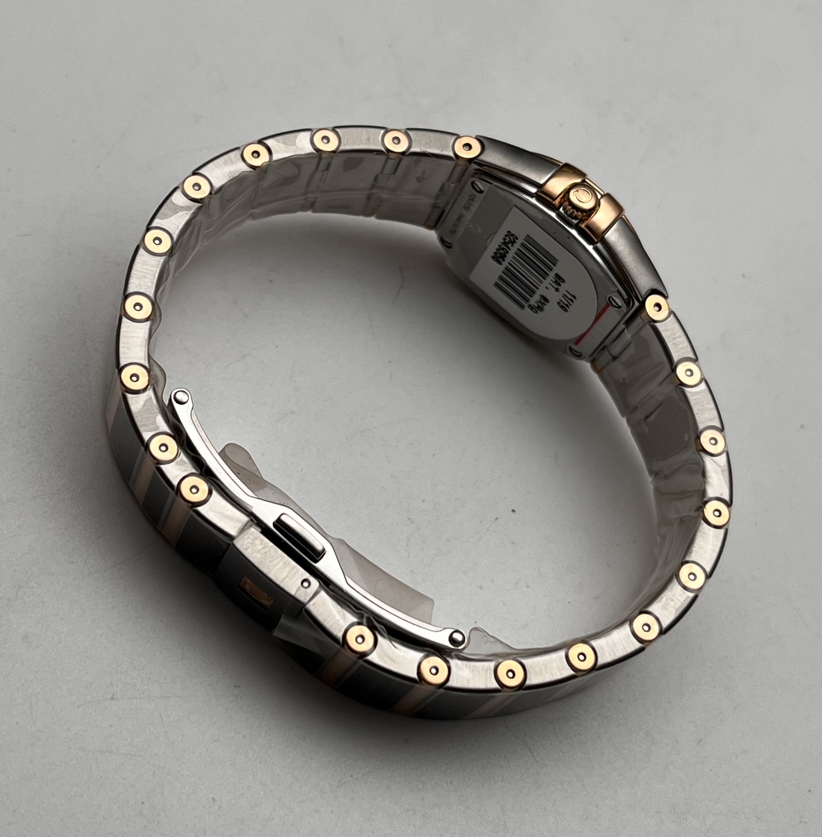 Omega 123.25.24.60.55.002 detail 5