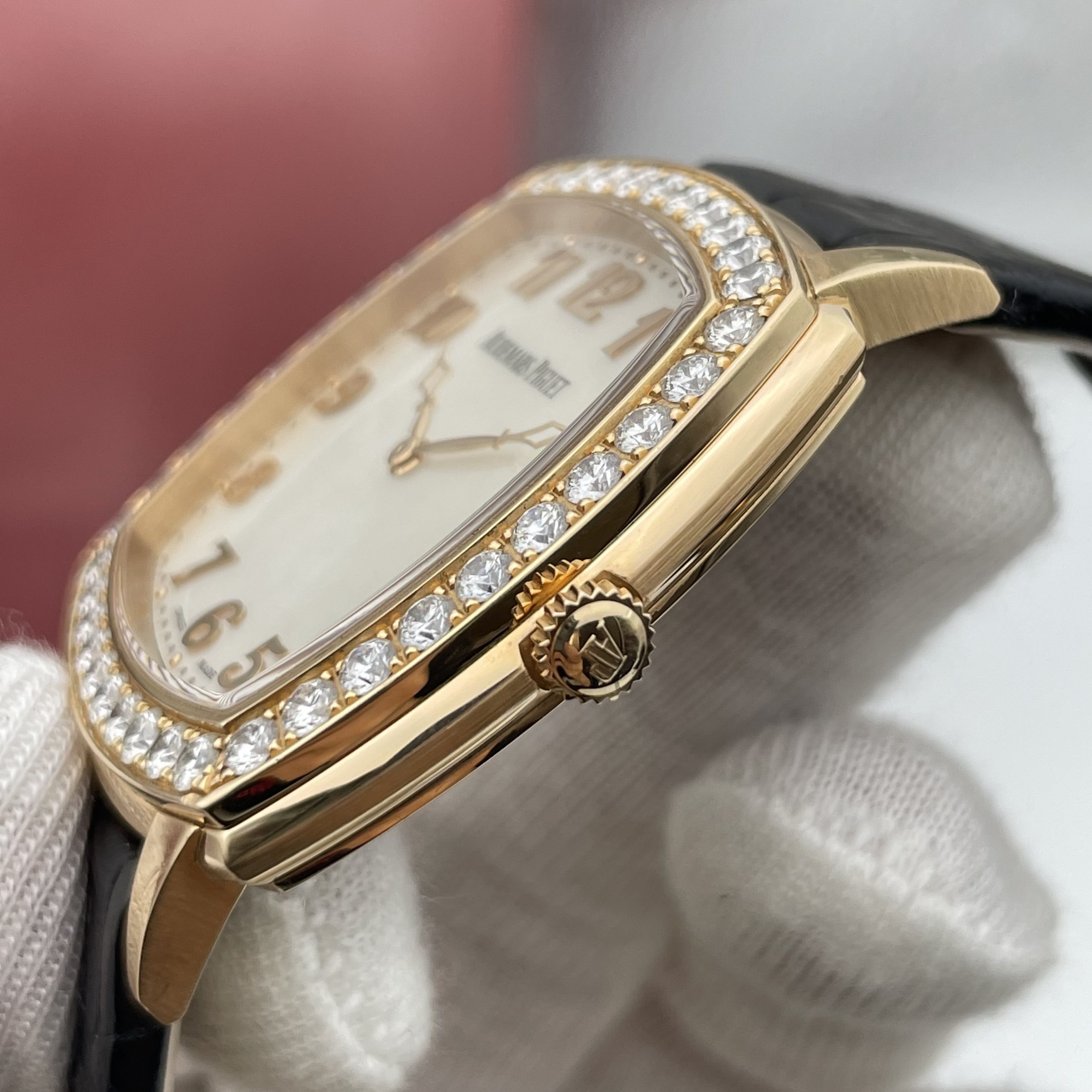Audemars Piguet 15337OR.ZZ.A810CR.01 detail 2
