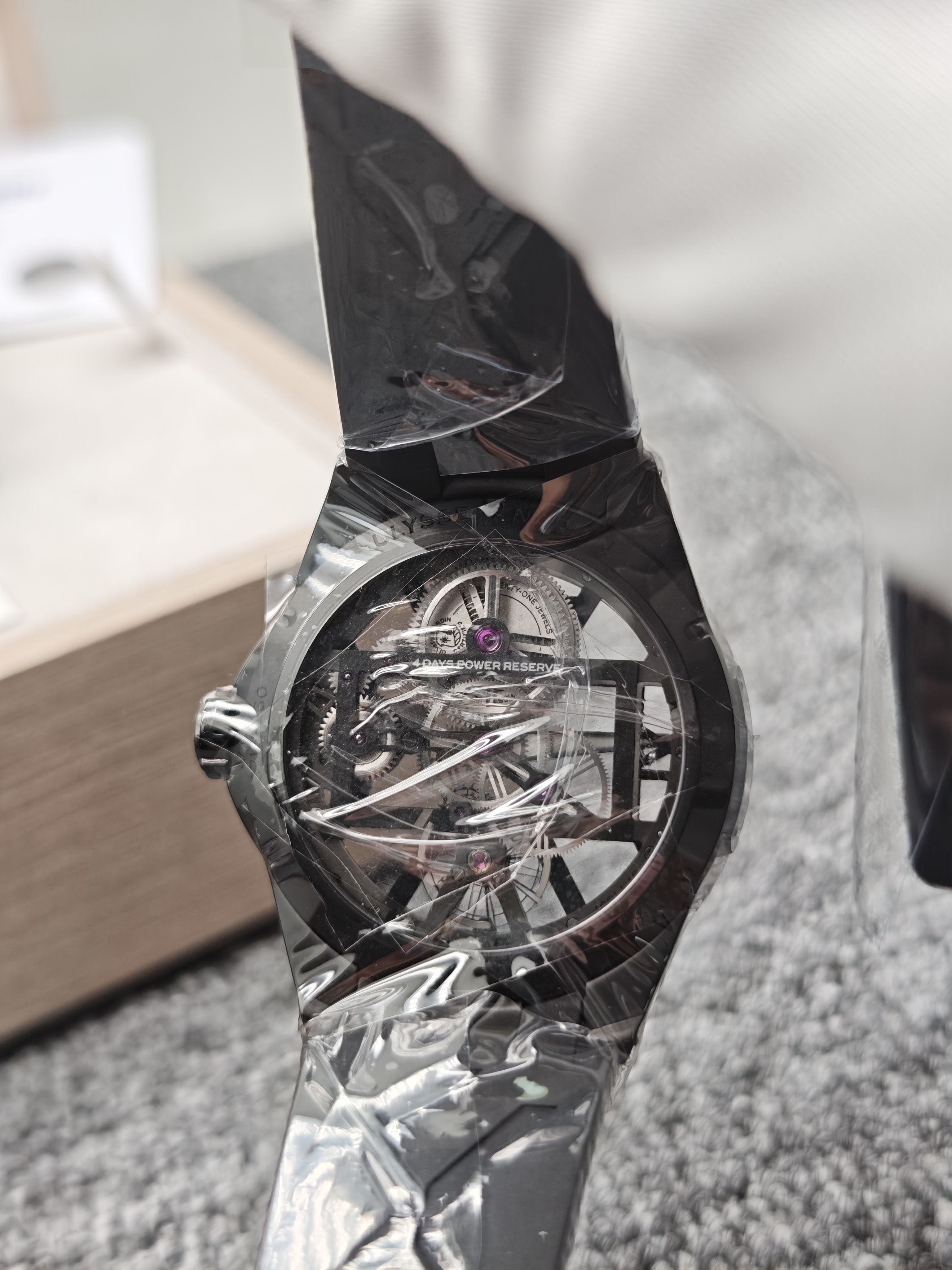 Ulysse Nardin 3713-260 / BLACK detail 4
