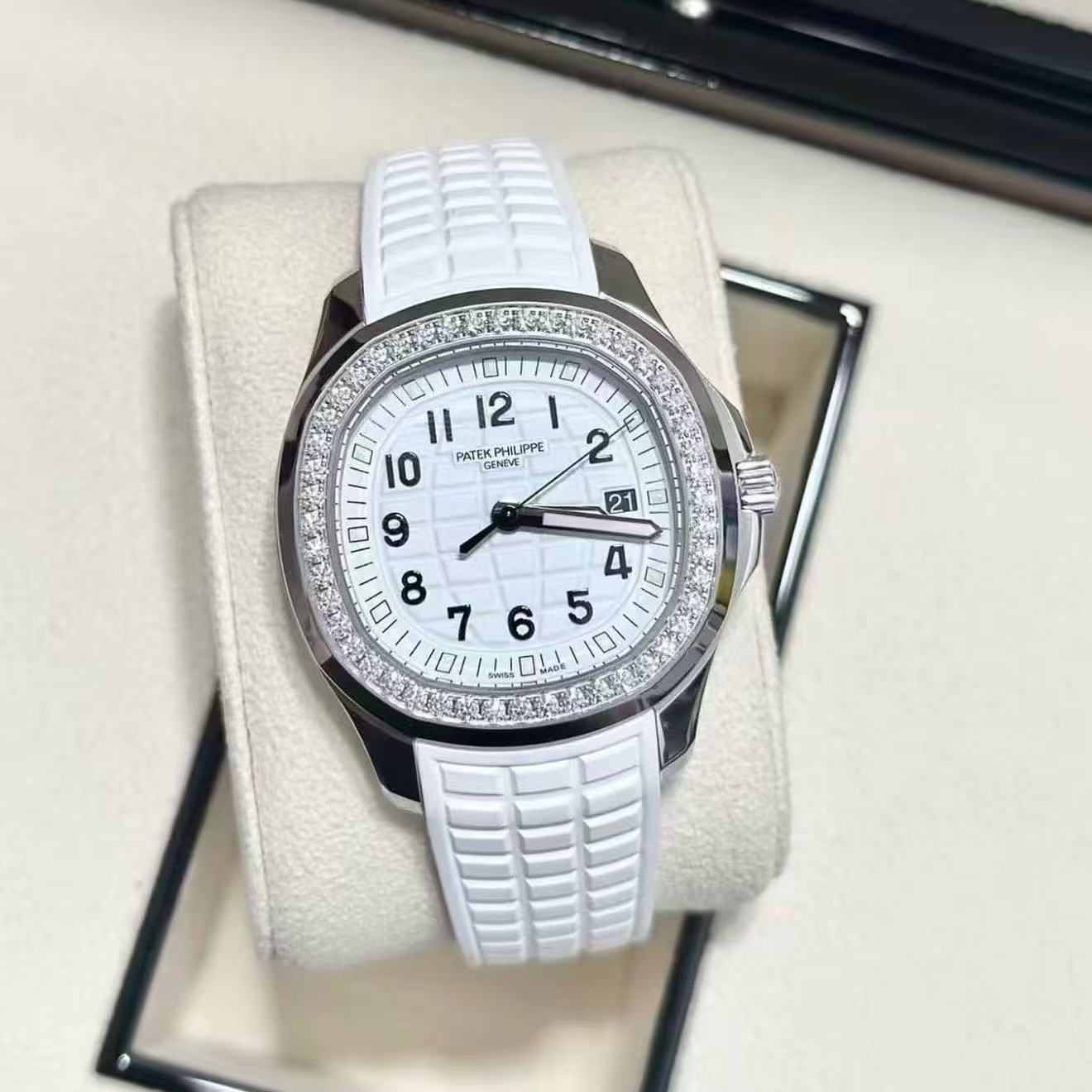Patek Philippe 5267 / 200A-010