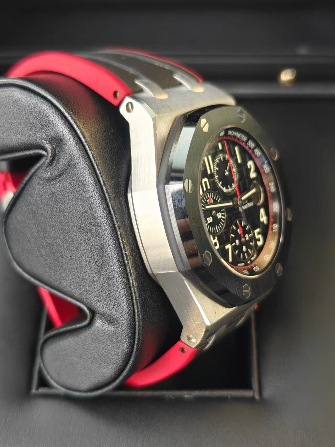 Audemars Piguet 26470SO.OO.A002CA.01 detail 1