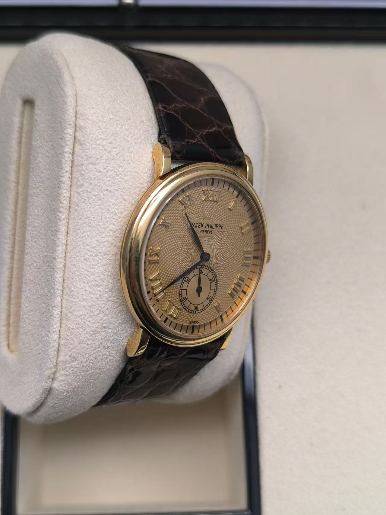Patek Philippe 5022J-001 detail 2