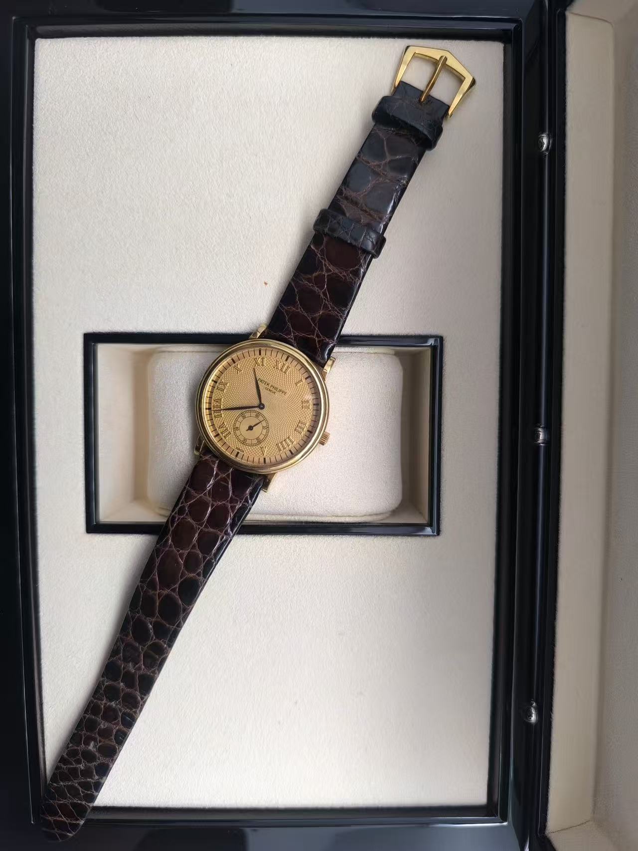 Patek Philippe 5022J-001 detail 3