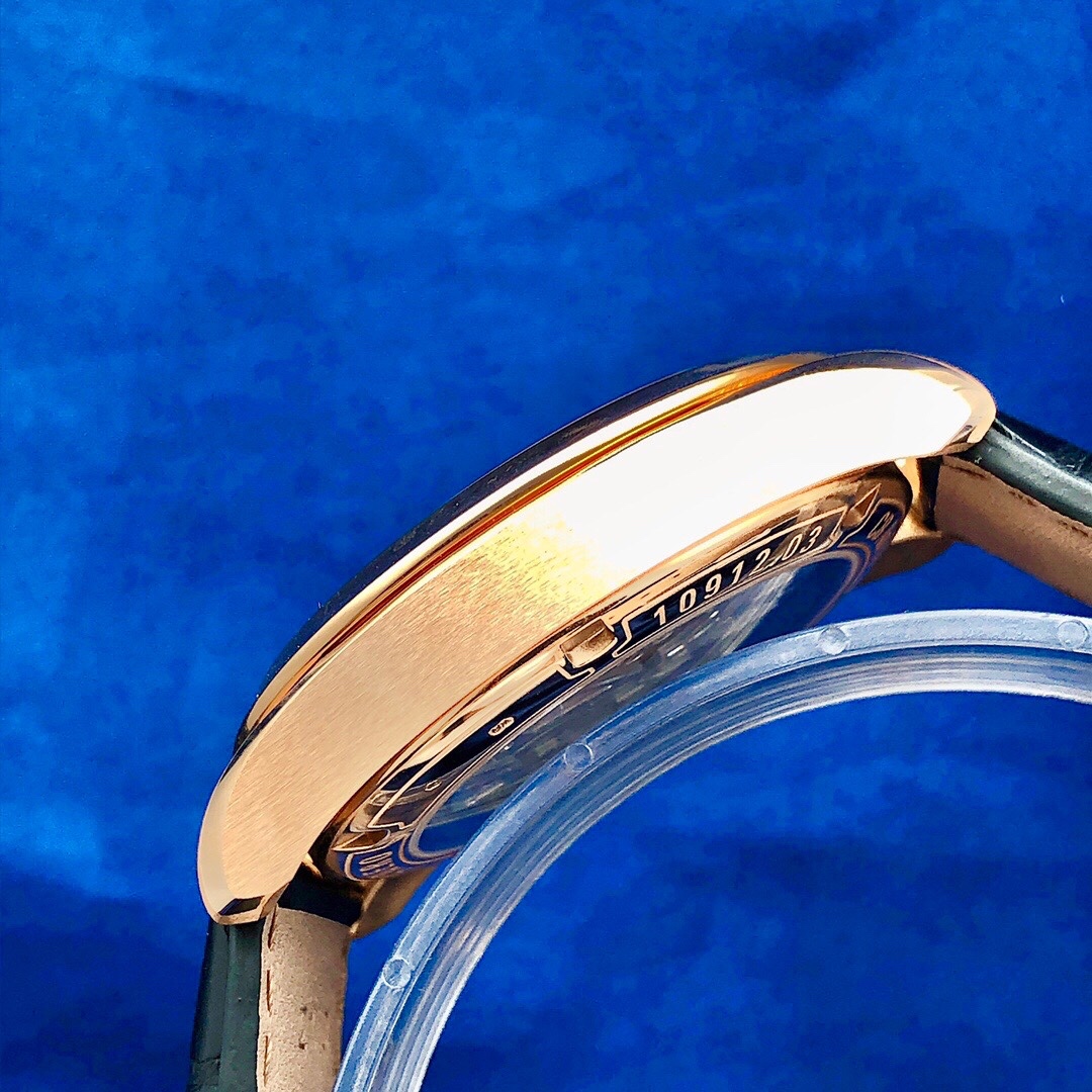 Carl F. Bucherer 00.10912.03.33.01 detail 3