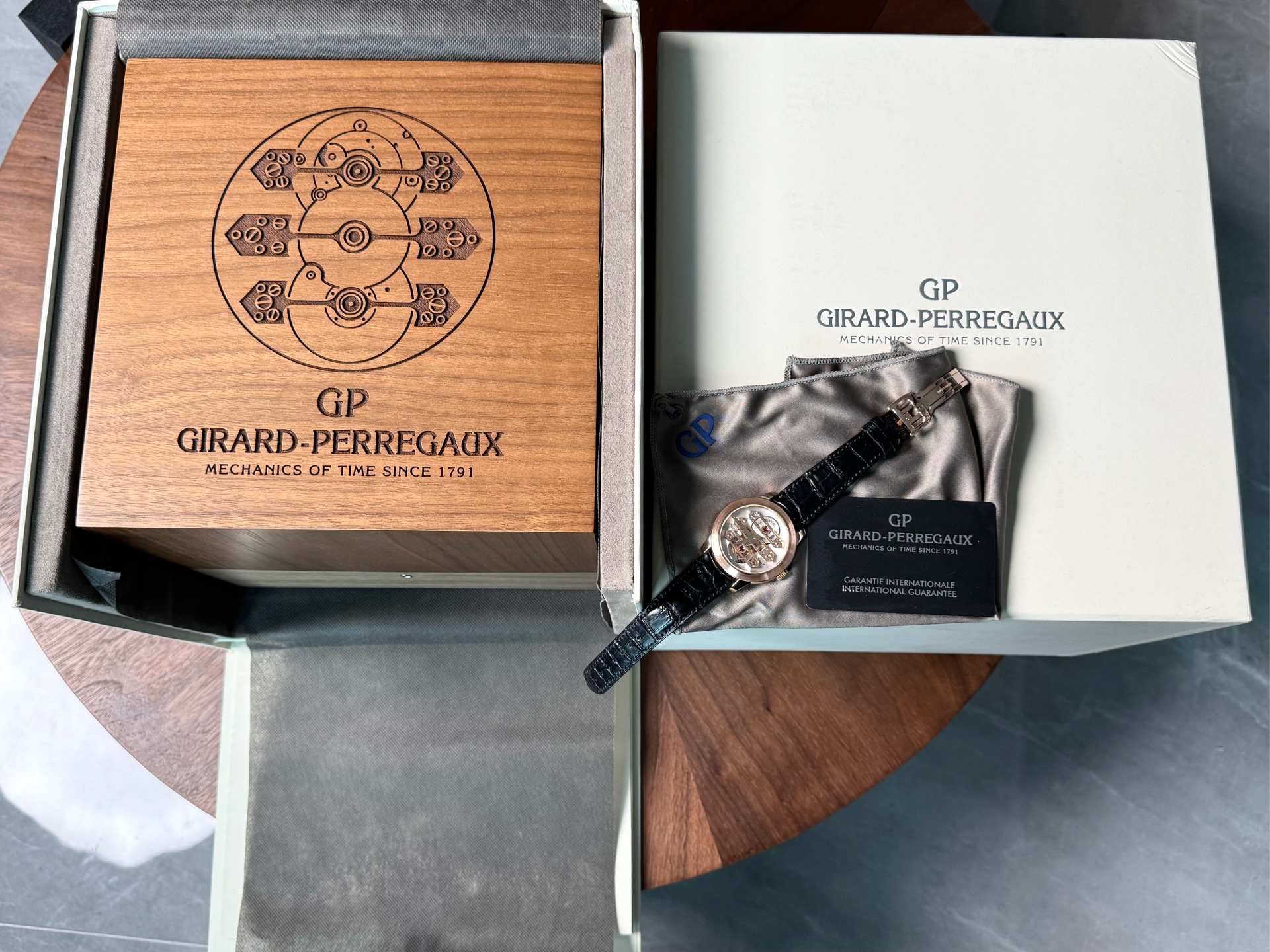 Girard Perregaux 99193 detail 7