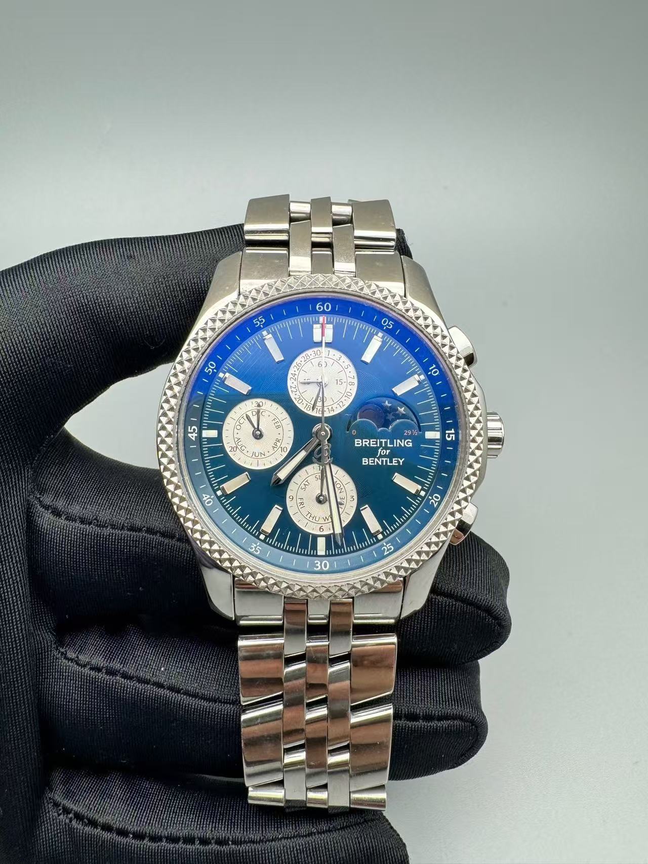 Breitling P1936212 / C730