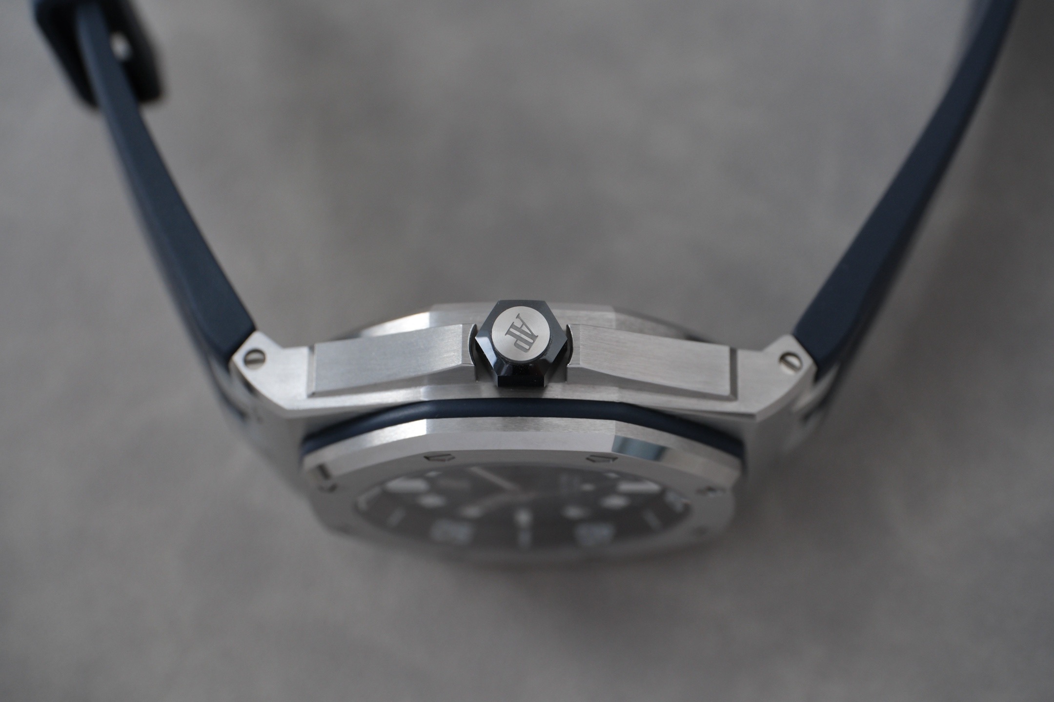 Audemars Piguet 15720ST.OO.A027CA.01 detail 3