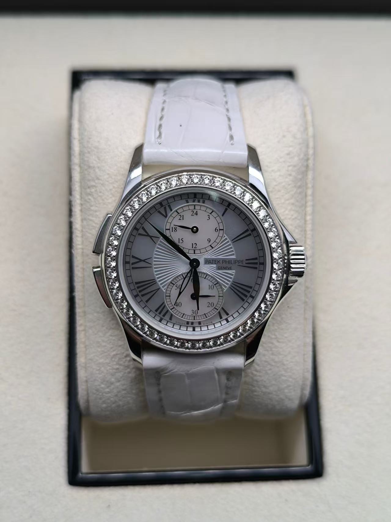 Patek Philippe 4934G-001 detail 5