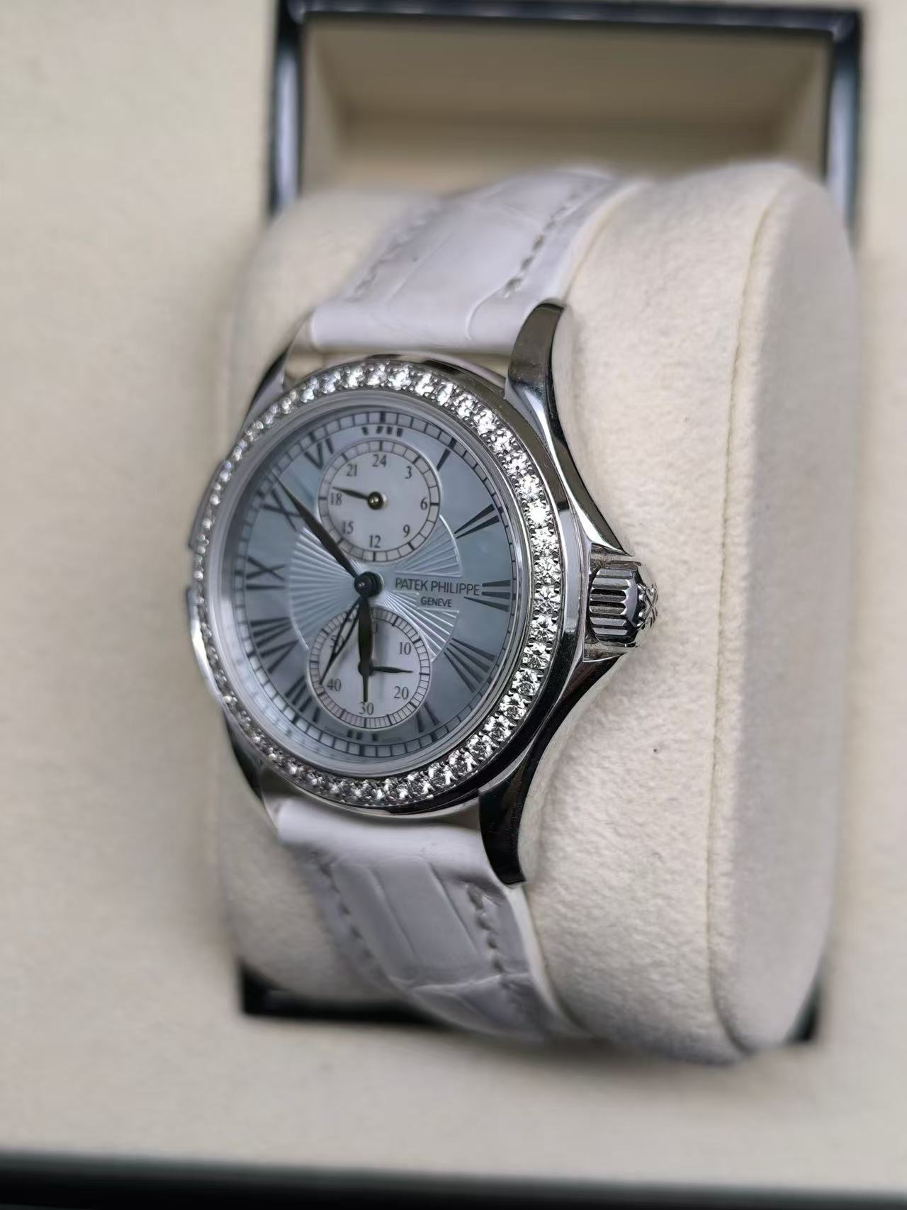 Patek Philippe 4934G-001 detail 7