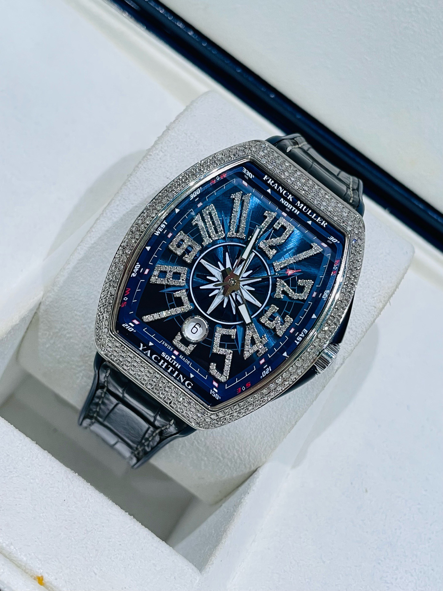 Franck Muller V 45 SC DT YACHTING detail 1