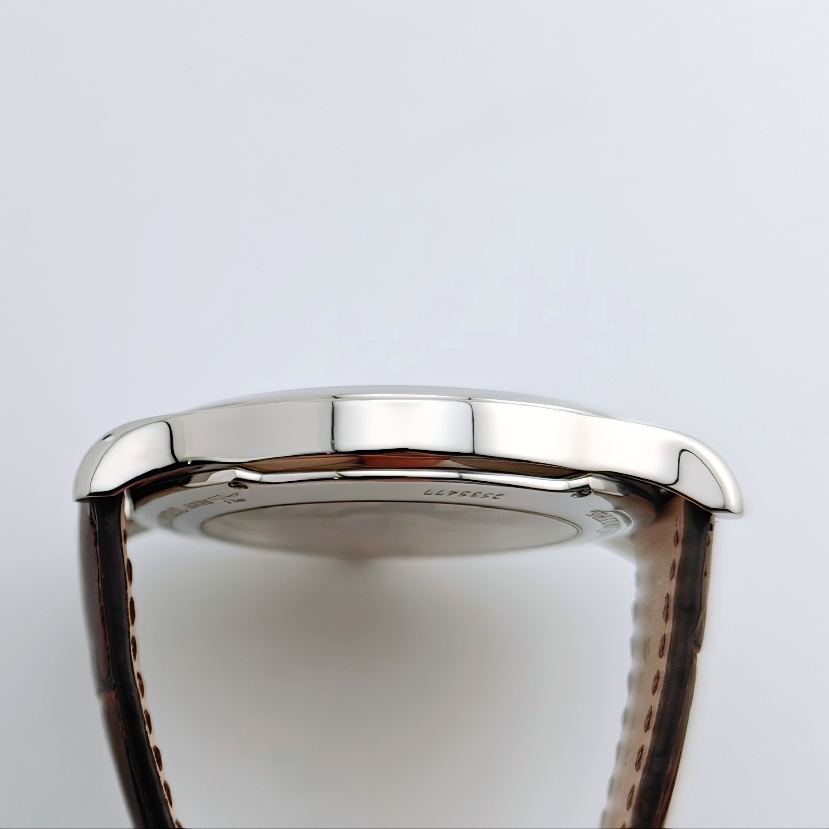 Jaeger-LeCoultre 1548420 detail 5