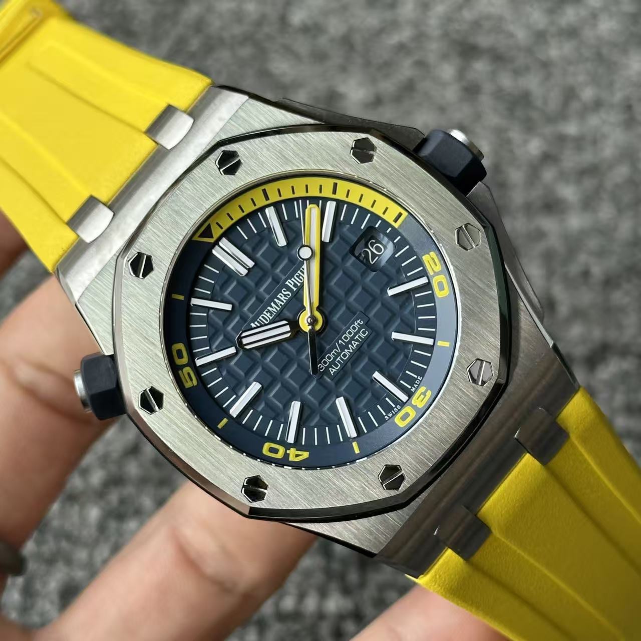 Audemars Piguet 15710ST.OO.A027CA.01 detail 2