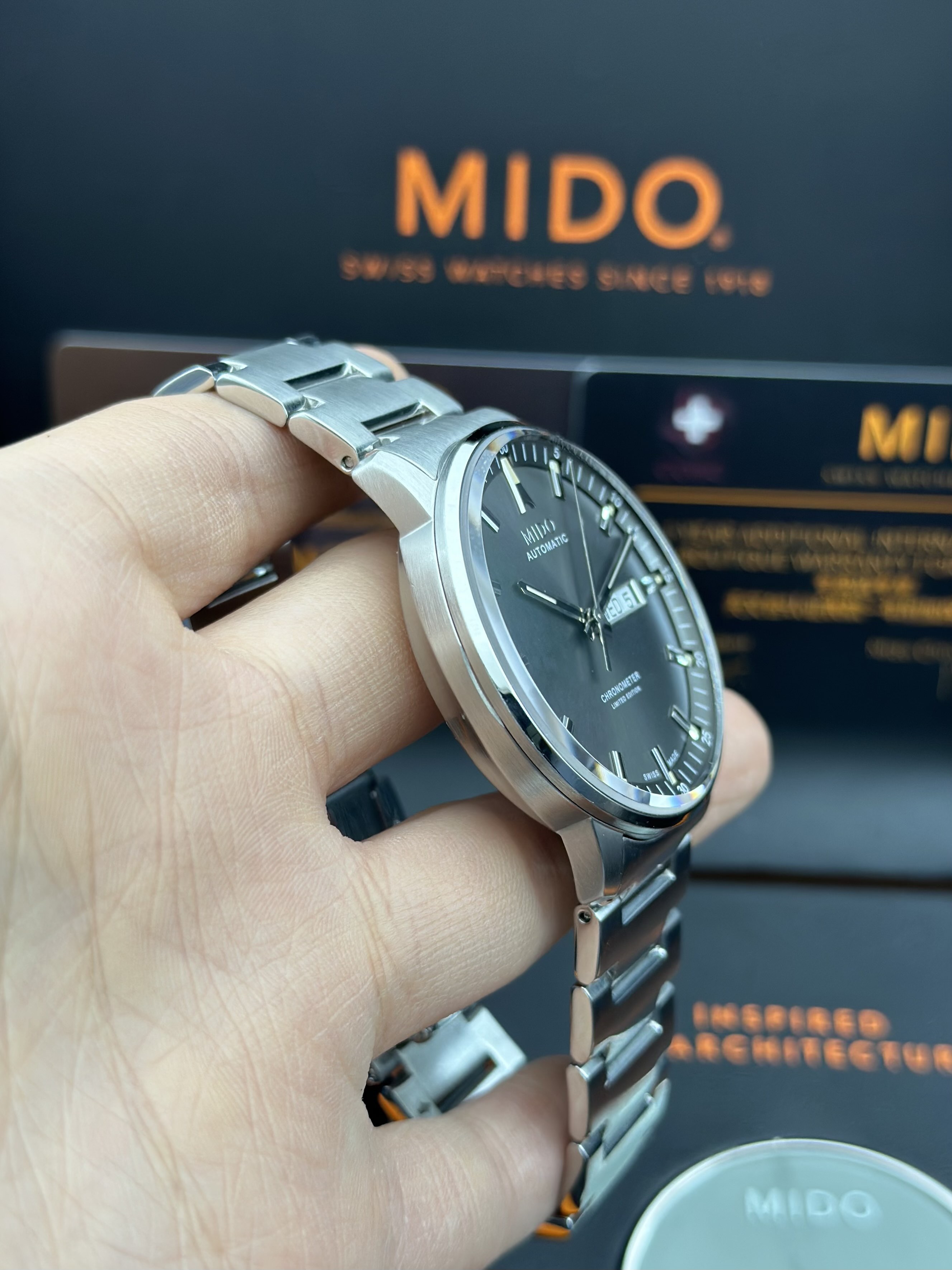 Mido M021.431.11.061.02 detail 2