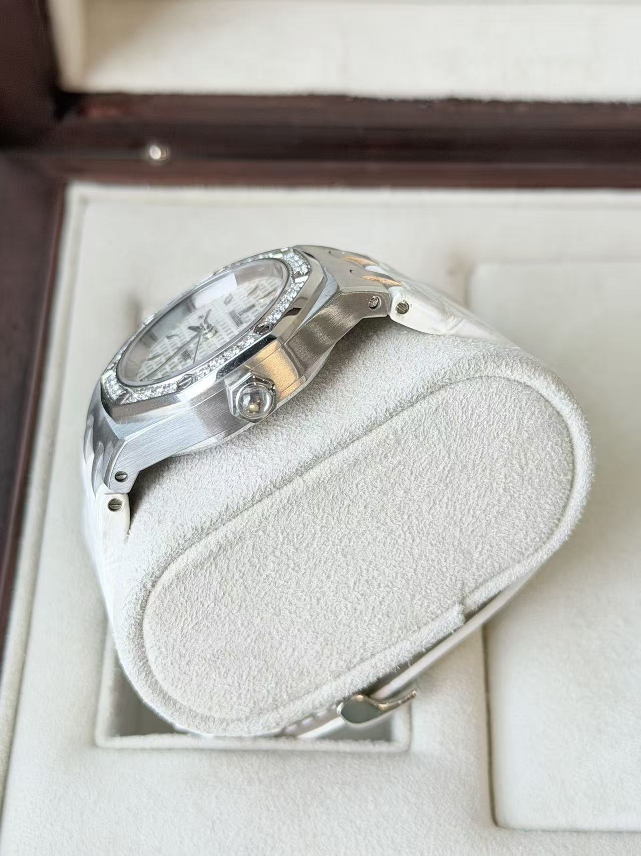 Audemars Piguet 77321st.zz.1230st.01 detail 3