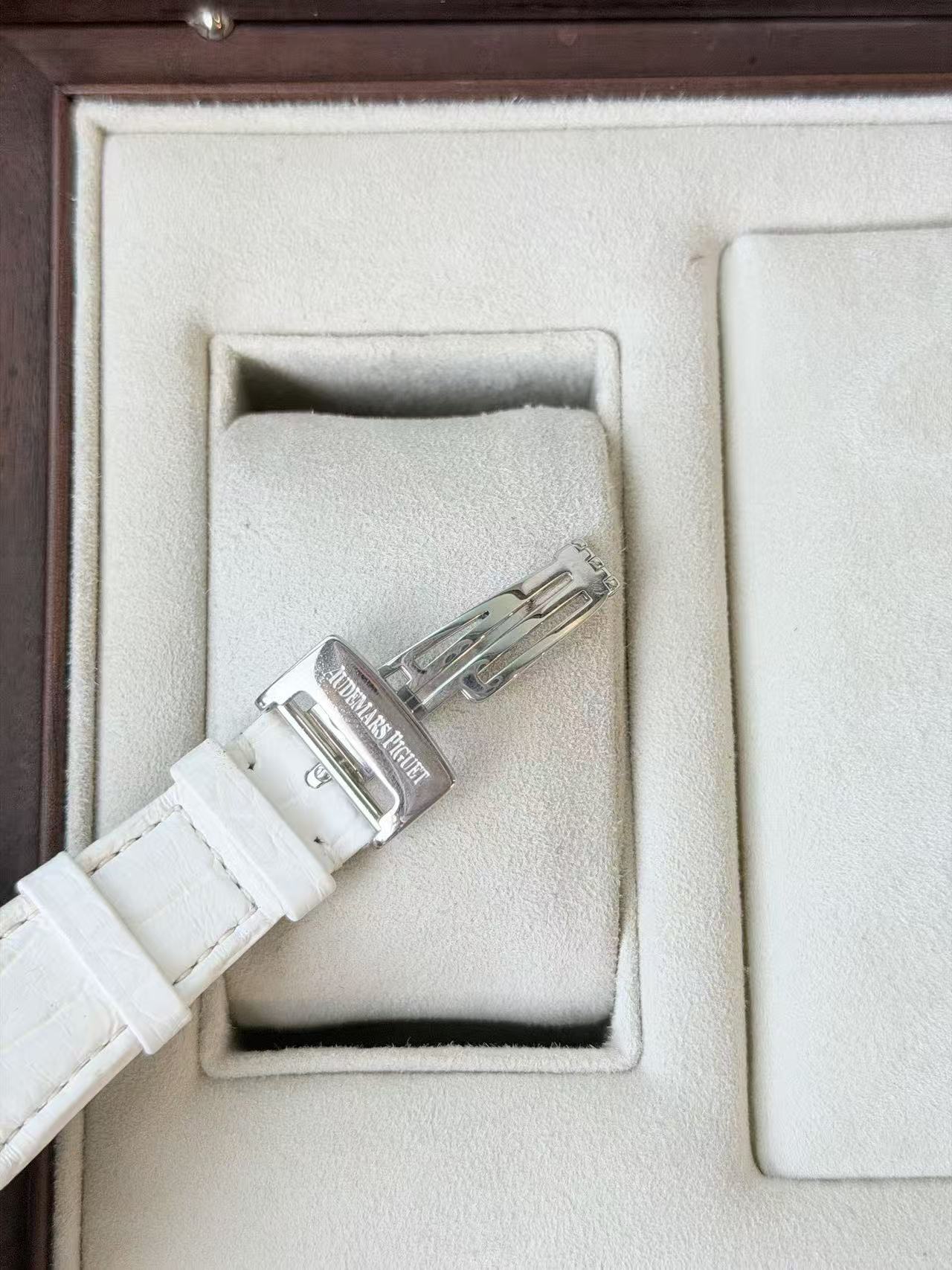 Audemars Piguet 77321st.zz.1230st.01 detail 5