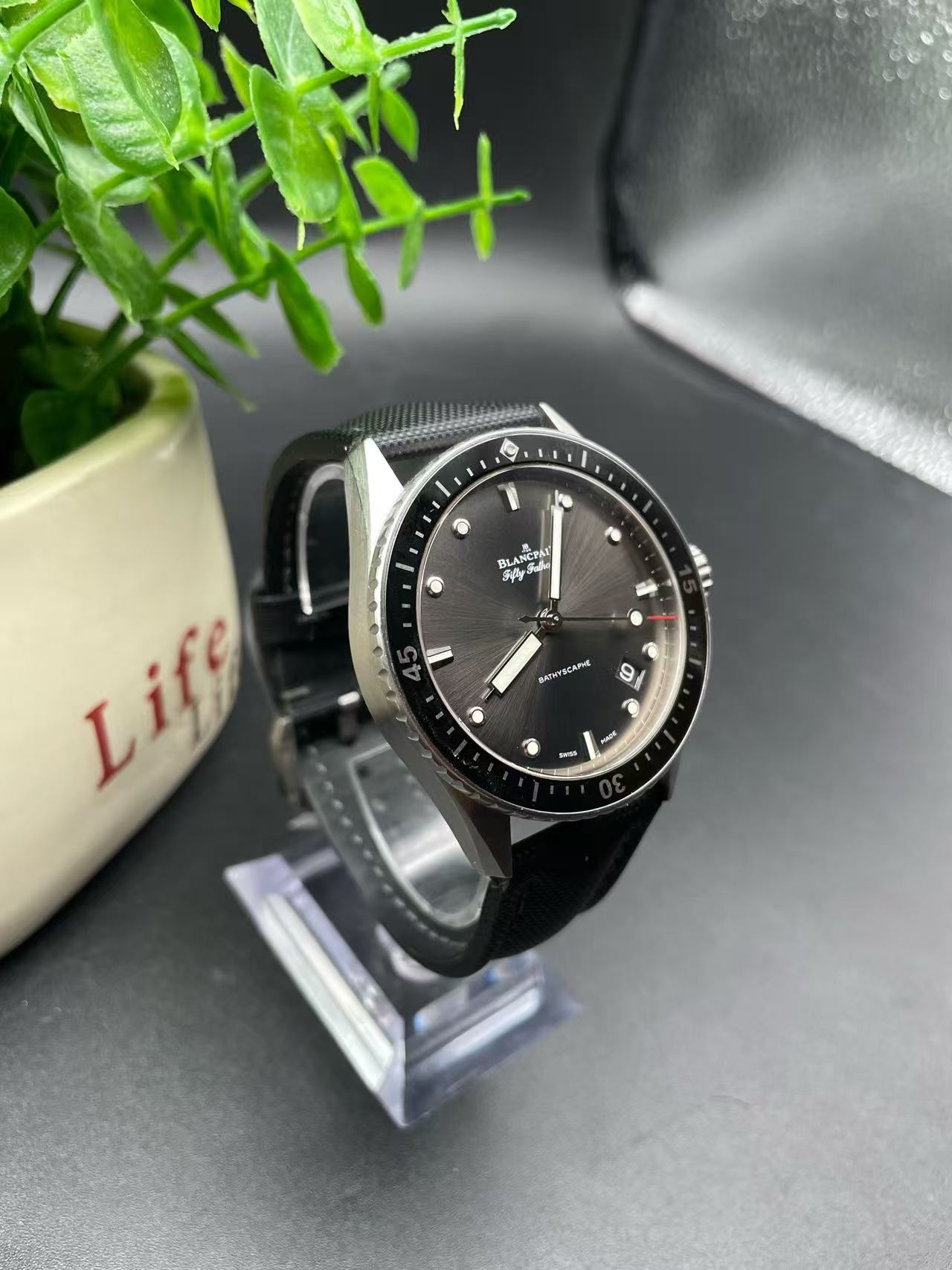 Blancpain 5000 1110 B52A detail 1