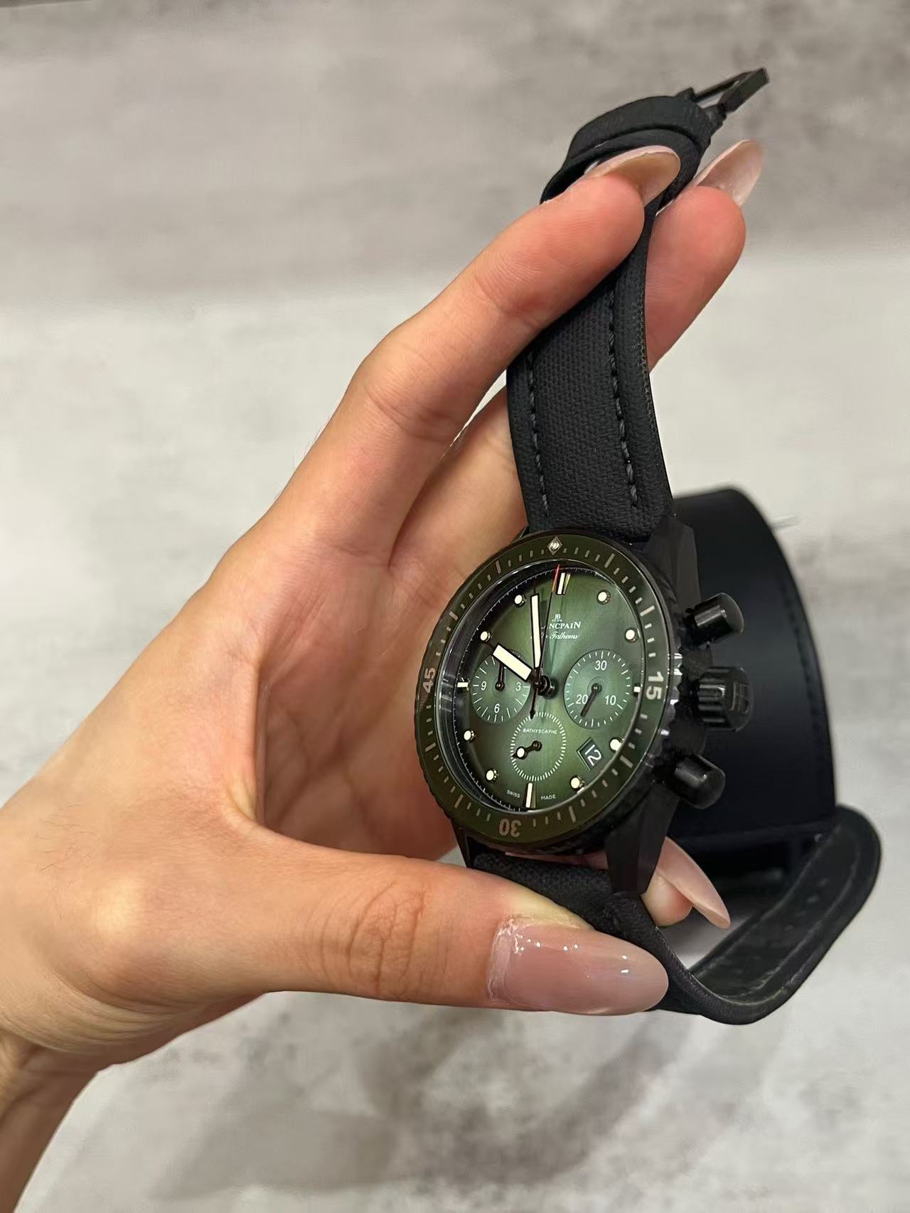 Blancpain 5200 0153 NABA detail 2