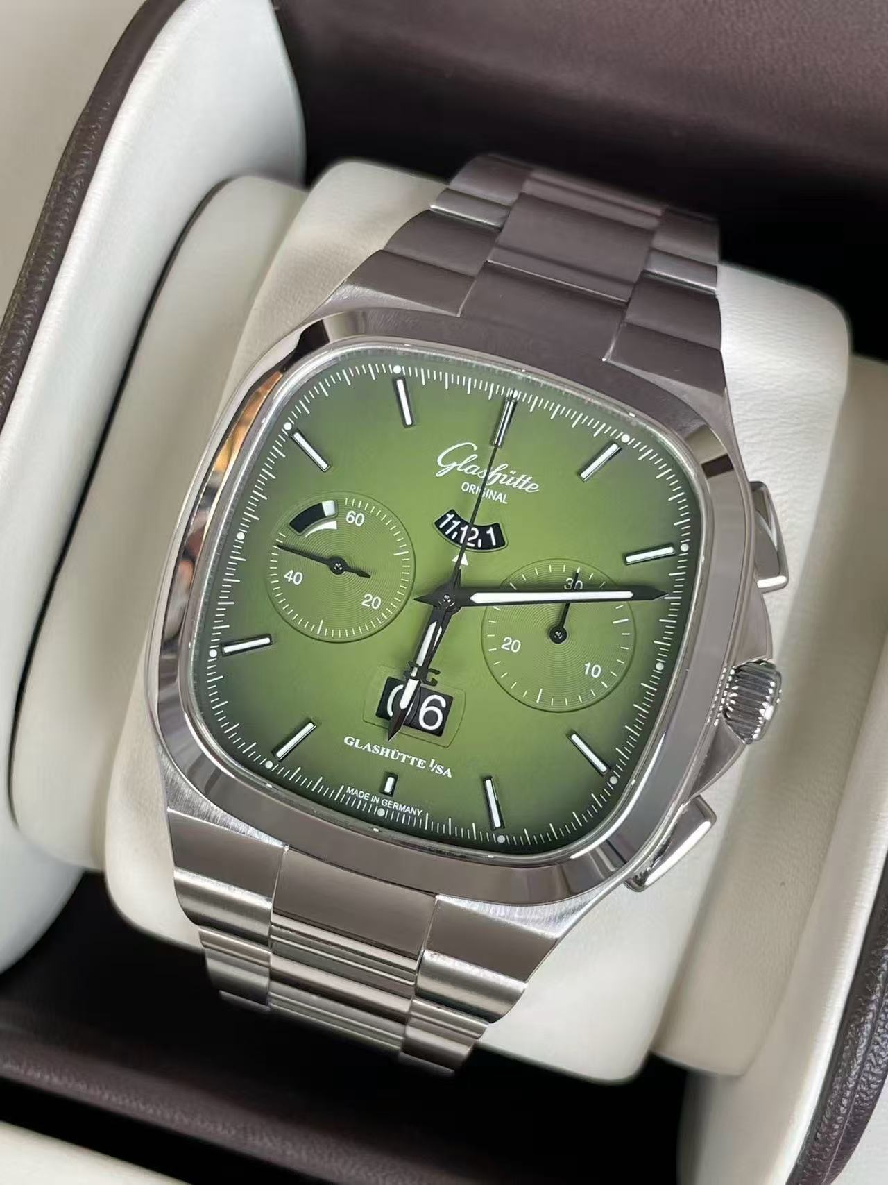 Glash&uuml;tte Original 1-37-02-09-02-70 detail 1