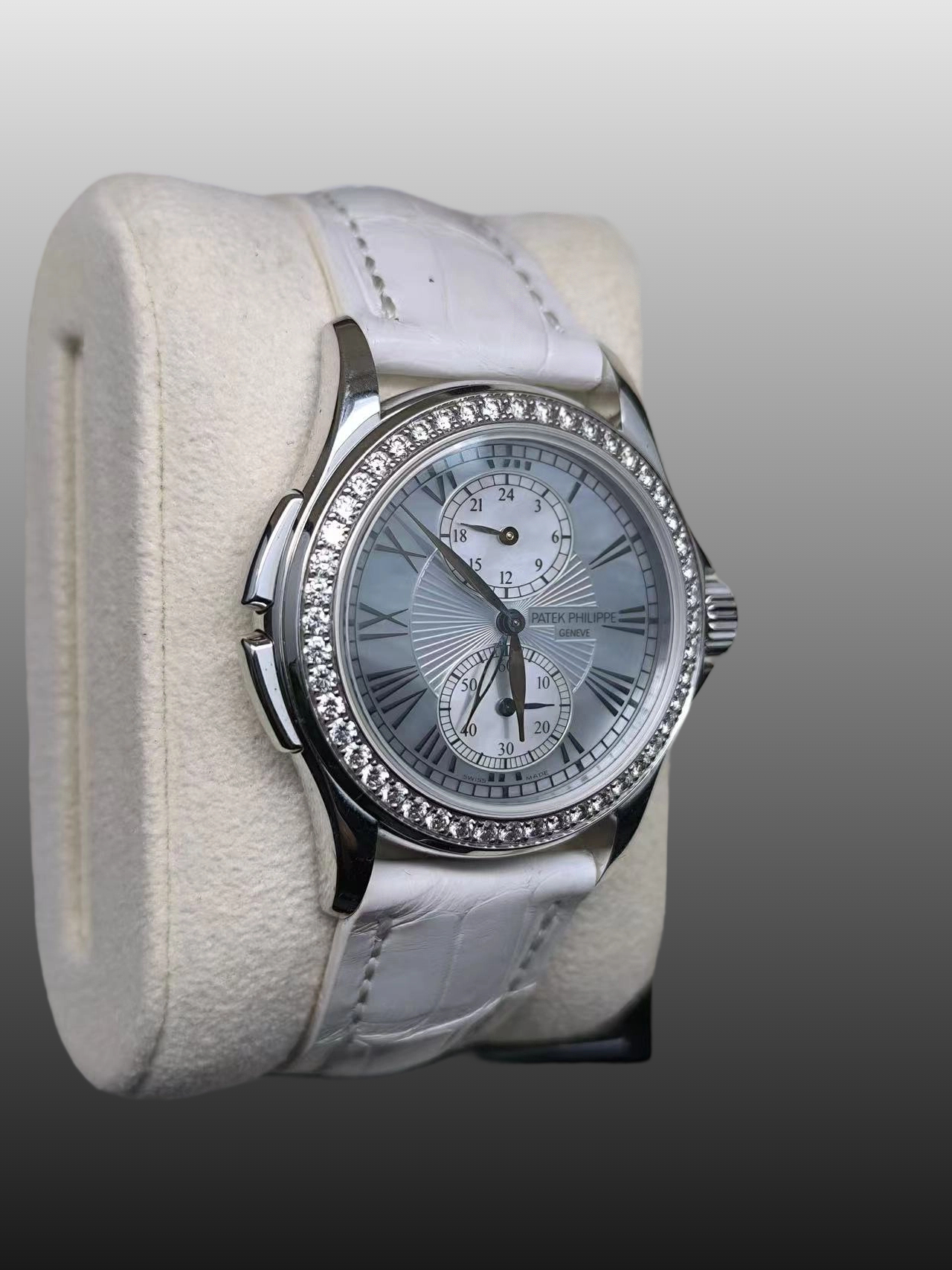 Patek Philippe 4934G-001 detail 2
