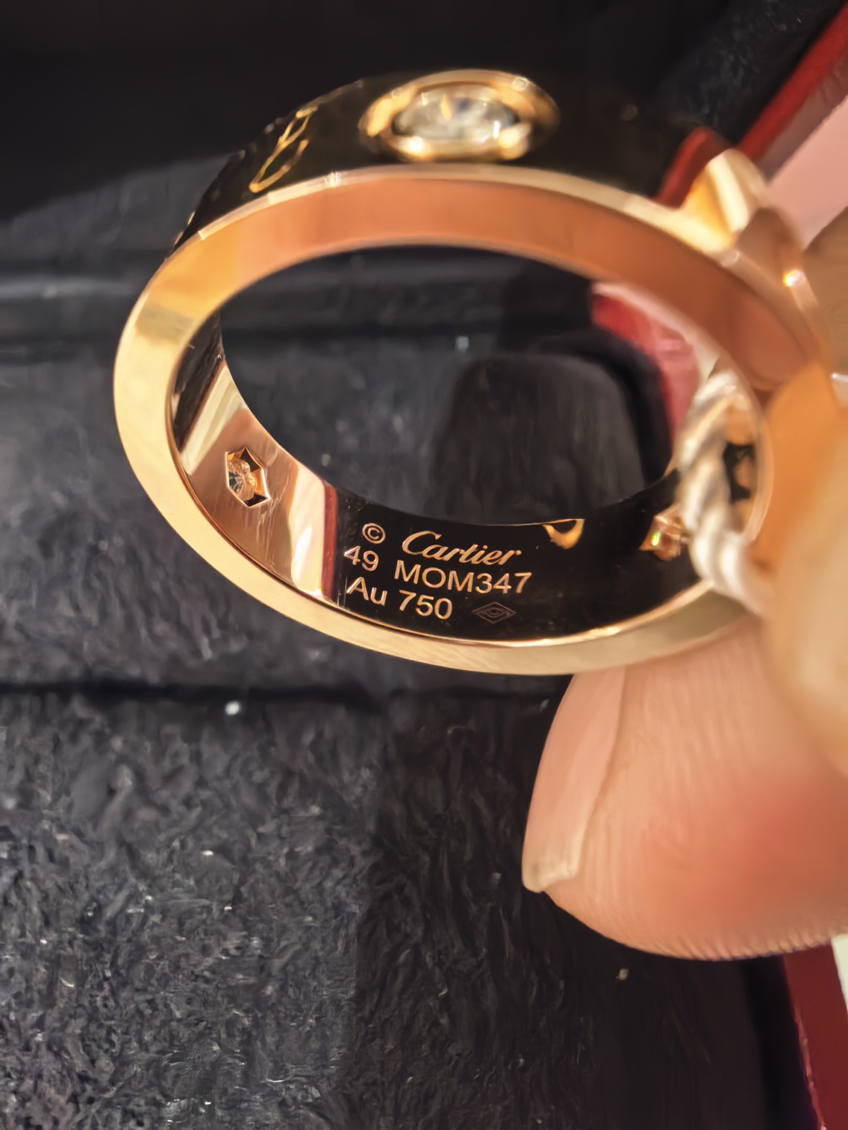 Cartier B4087500 detail 2