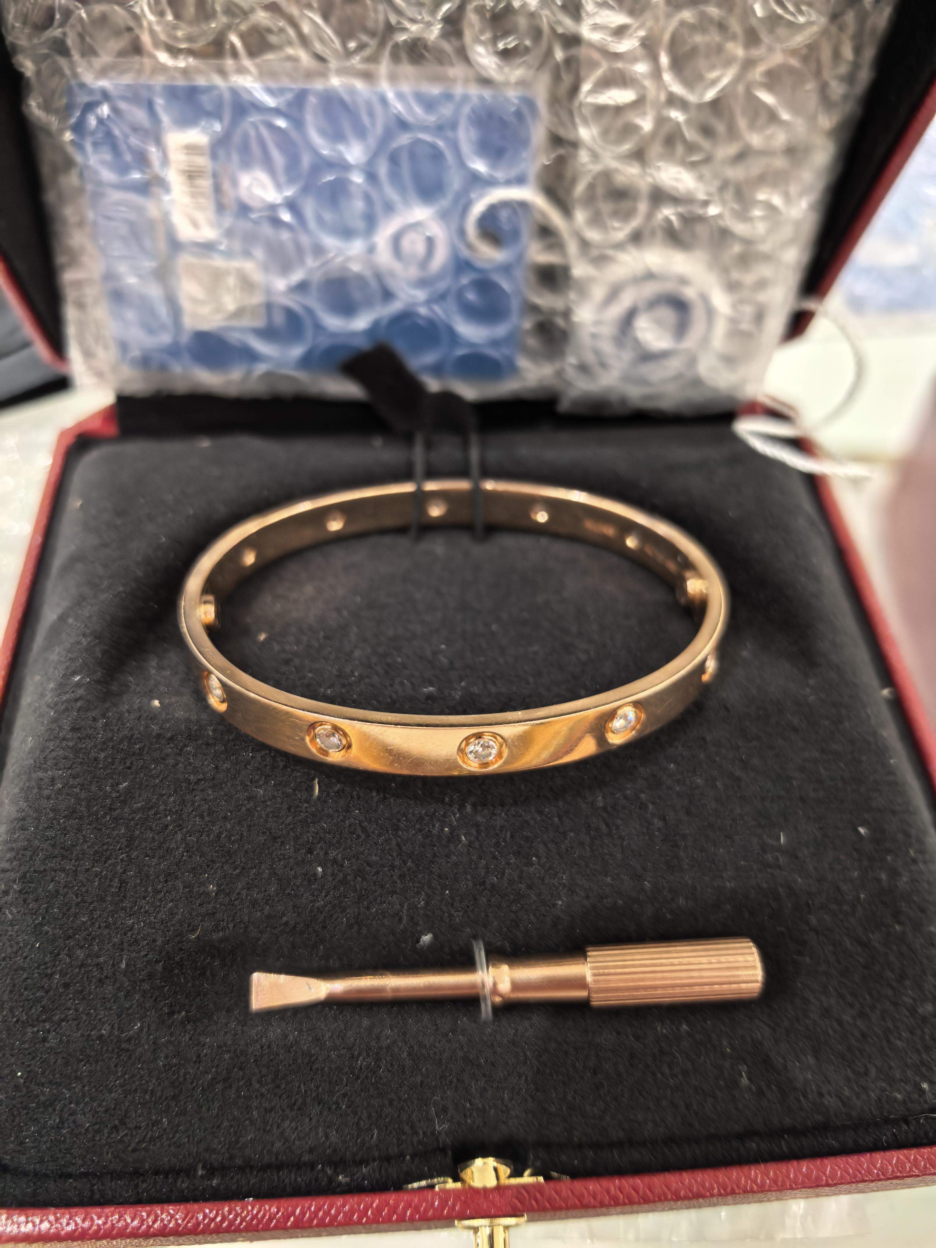 Cartier B6070217 detail 1